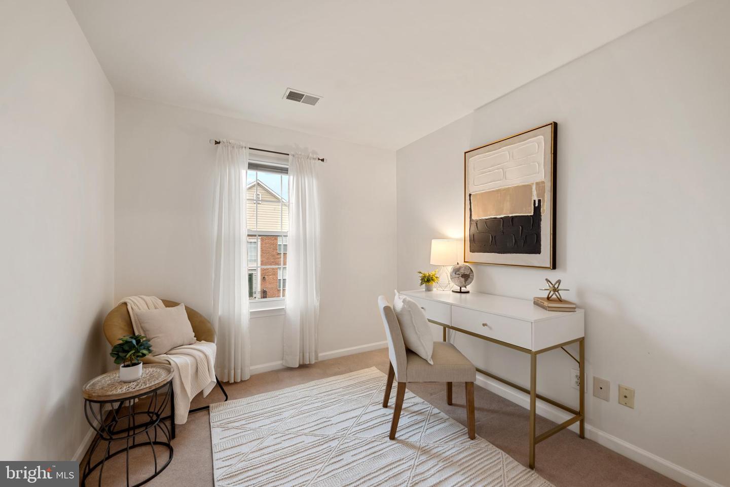 13393 DOGUES TER, WOODBRIDGE, Virginia 22191, 3 Bedrooms Bedrooms, ,2 BathroomsBathrooms,Residential,For sale,13393 DOGUES TER,VAPW2110262 MLS # VAPW2110262