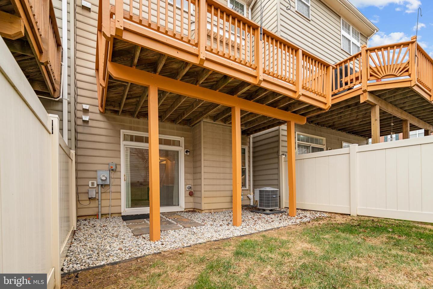 13393 DOGUES TER, WOODBRIDGE, Virginia 22191, 3 Bedrooms Bedrooms, ,2 BathroomsBathrooms,Residential,For sale,13393 DOGUES TER,VAPW2110262 MLS # VAPW2110262