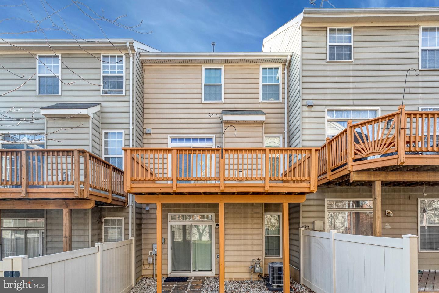 13393 DOGUES TER, WOODBRIDGE, Virginia 22191, 3 Bedrooms Bedrooms, ,2 BathroomsBathrooms,Residential,For sale,13393 DOGUES TER,VAPW2110262 MLS # VAPW2110262