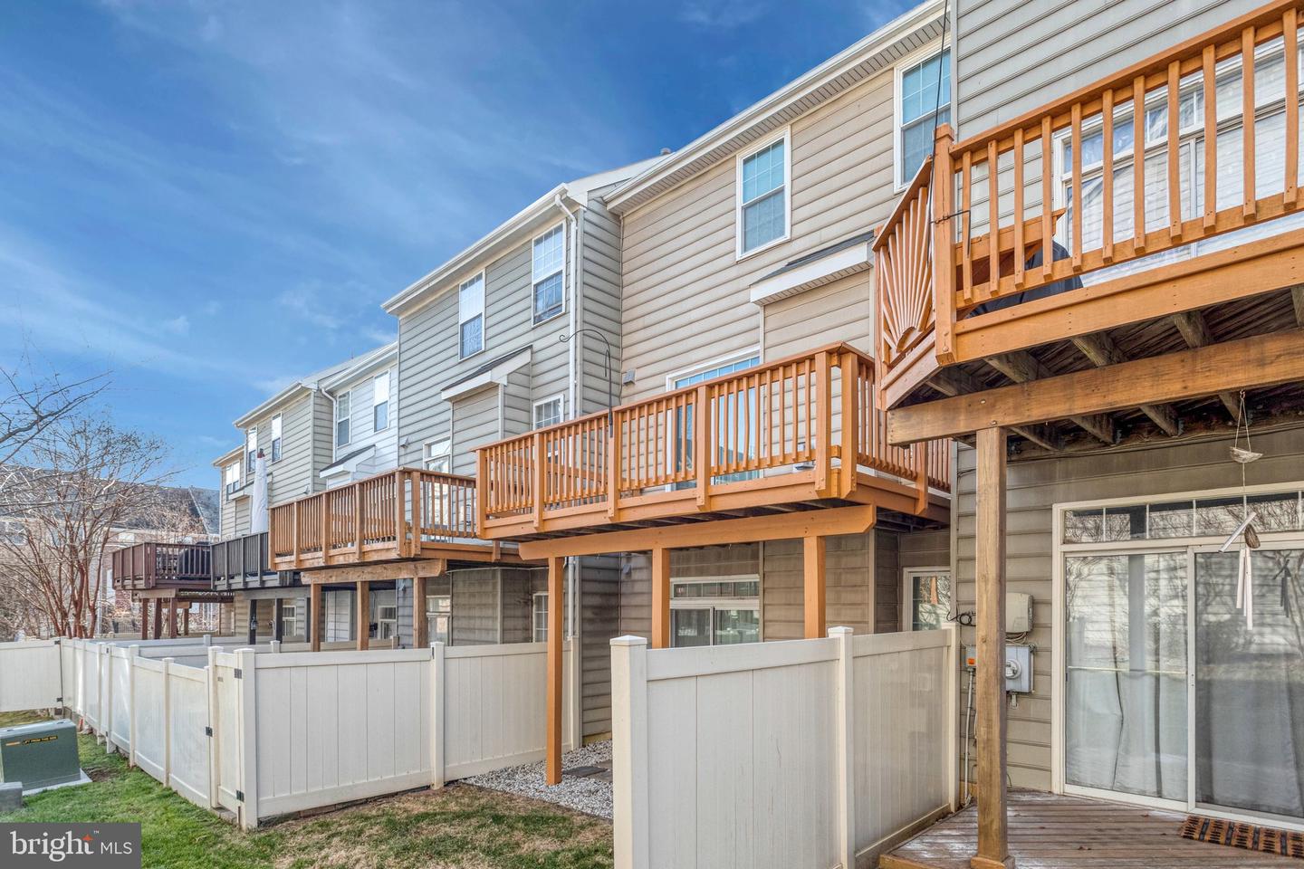 13393 DOGUES TER, WOODBRIDGE, Virginia 22191, 3 Bedrooms Bedrooms, ,2 BathroomsBathrooms,Residential,For sale,13393 DOGUES TER,VAPW2110262 MLS # VAPW2110262