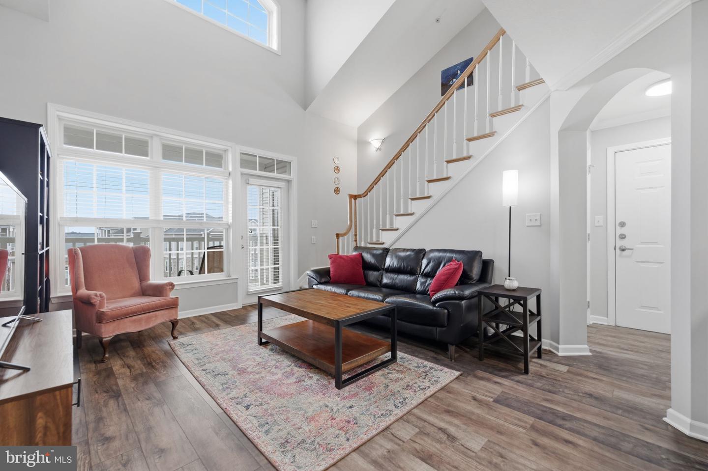 501 SUNSET VIEW TER SE #407, LEESBURG, Virginia 20175, 1 Bedroom Bedrooms, ,1 BathroomBathrooms,Residential,For sale,501 SUNSET VIEW TER SE #407,VALO2113740 MLS # VALO2113740