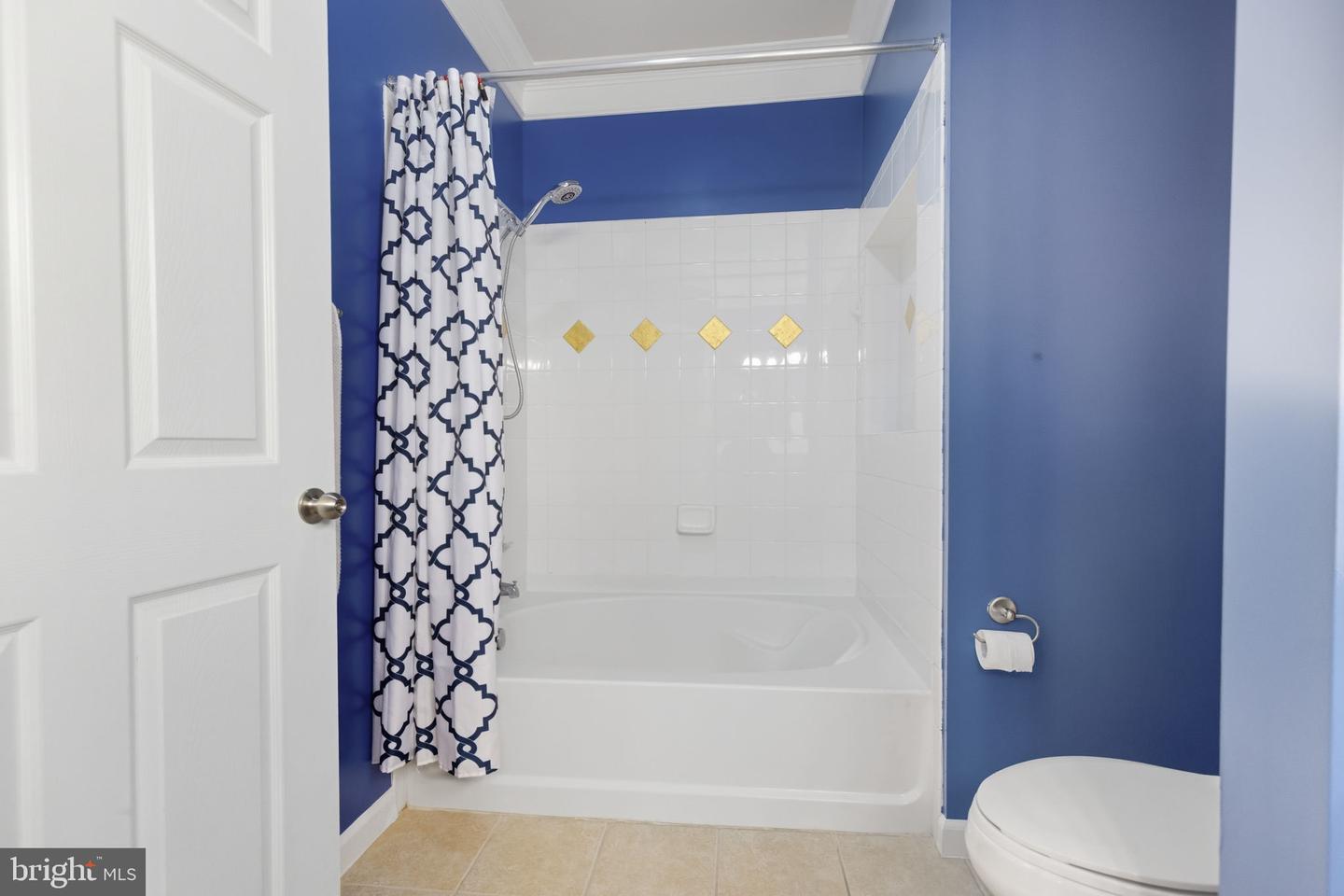 501 SUNSET VIEW TER SE #407, LEESBURG, Virginia 20175, 1 Bedroom Bedrooms, ,1 BathroomBathrooms,Residential,For sale,501 SUNSET VIEW TER SE #407,VALO2113740 MLS # VALO2113740