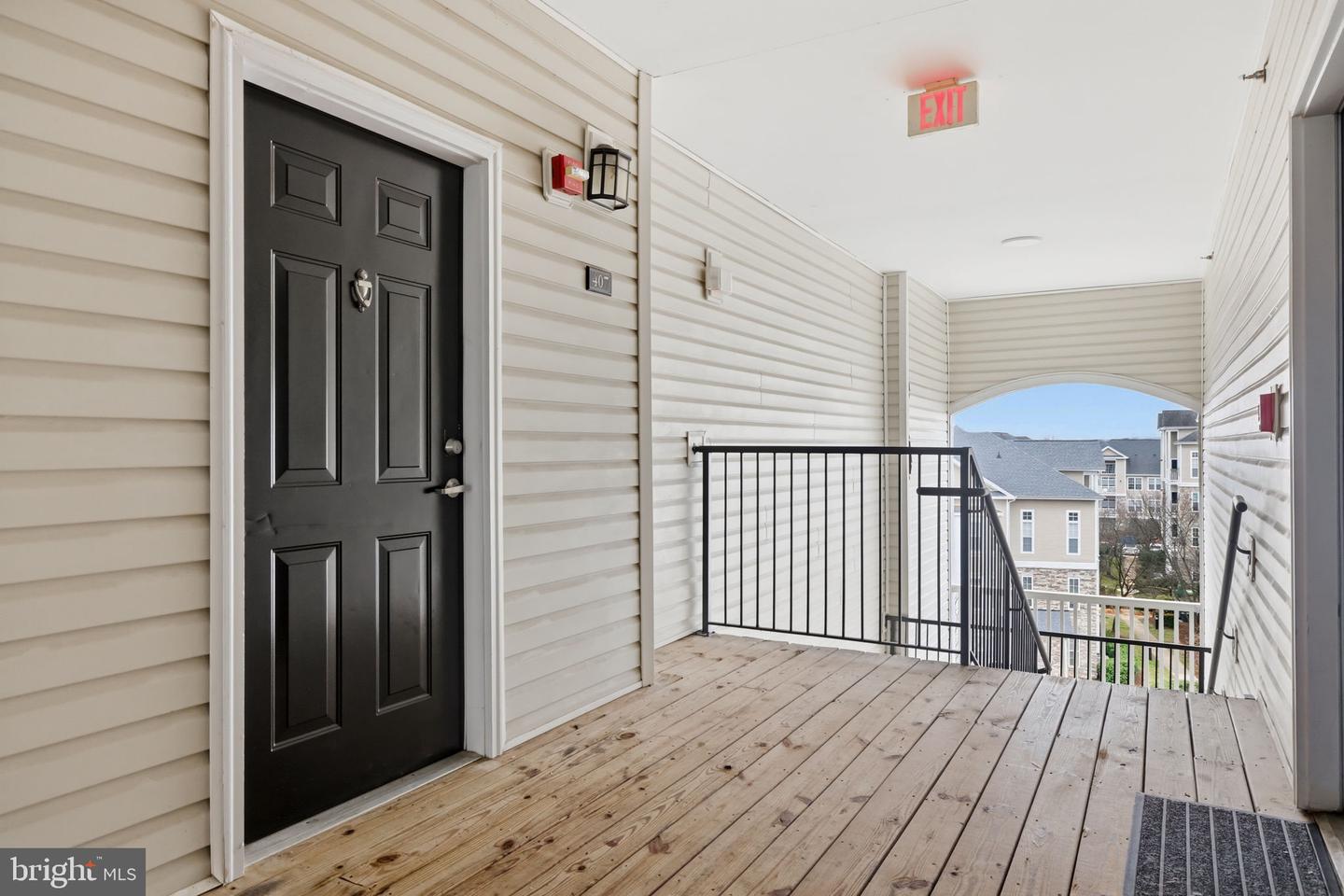 501 SUNSET VIEW TER SE #407, LEESBURG, Virginia 20175, 1 Bedroom Bedrooms, ,1 BathroomBathrooms,Residential,For sale,501 SUNSET VIEW TER SE #407,VALO2113740 MLS # VALO2113740