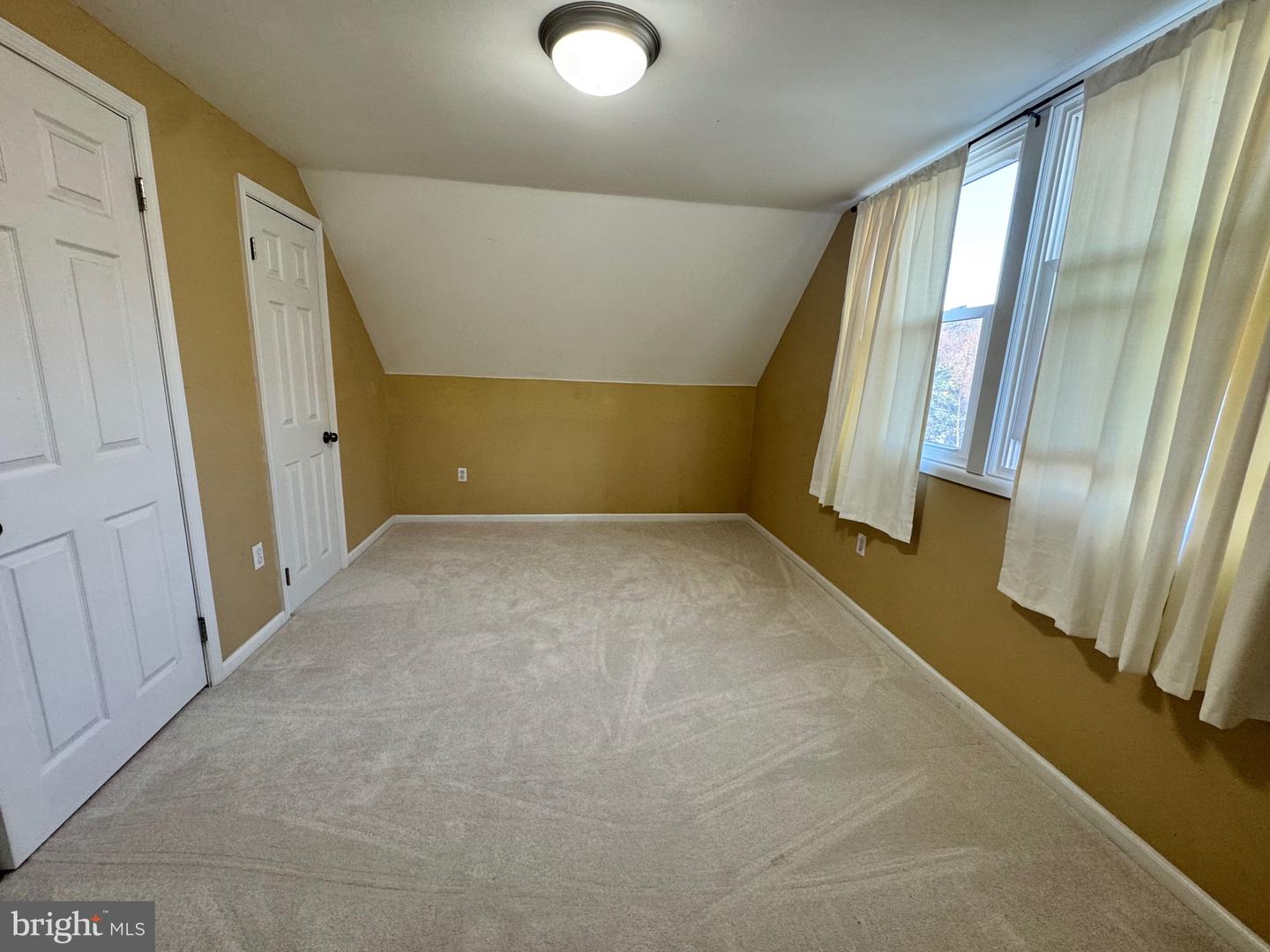 4303 MARKWOOD LN, FAIRFAX, Virginia 22033, 4 Bedrooms Bedrooms, ,2 BathroomsBathrooms,Residential,For sale,4303 MARKWOOD LN,VAFX2285316 MLS # VAFX2285316