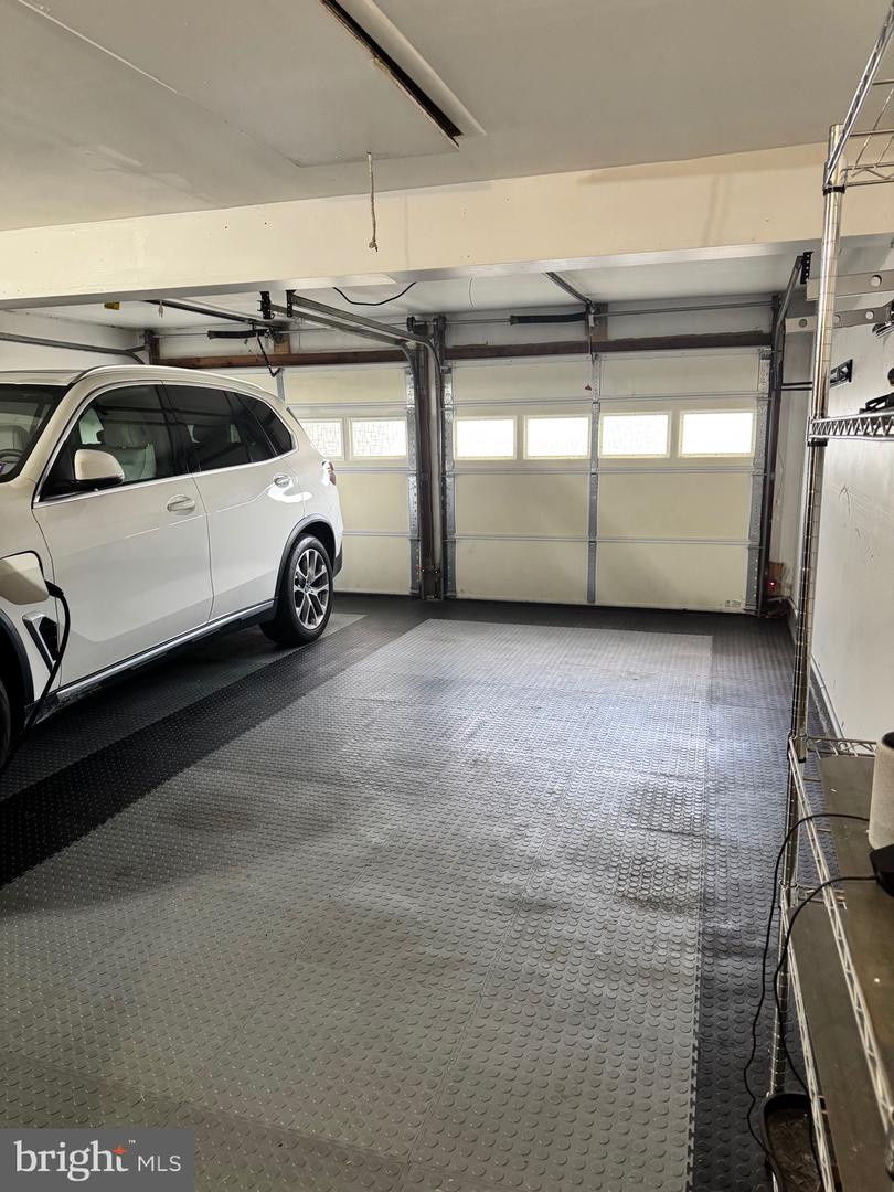 4303 MARKWOOD LN, FAIRFAX, Virginia 22033, 4 Bedrooms Bedrooms, ,2 BathroomsBathrooms,Residential,For sale,4303 MARKWOOD LN,VAFX2285316 MLS # VAFX2285316