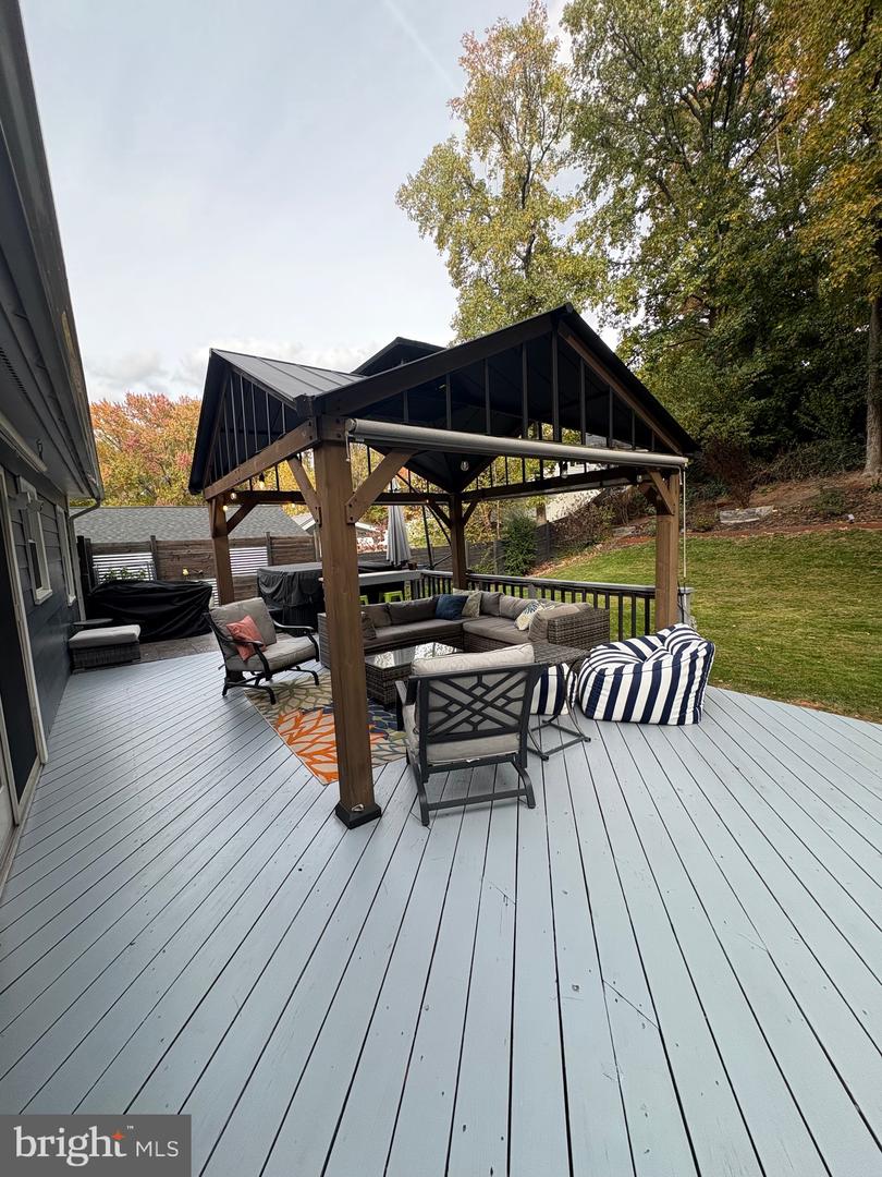 4303 MARKWOOD LN, FAIRFAX, Virginia 22033, 4 Bedrooms Bedrooms, ,2 BathroomsBathrooms,Residential,For sale,4303 MARKWOOD LN,VAFX2285316 MLS # VAFX2285316