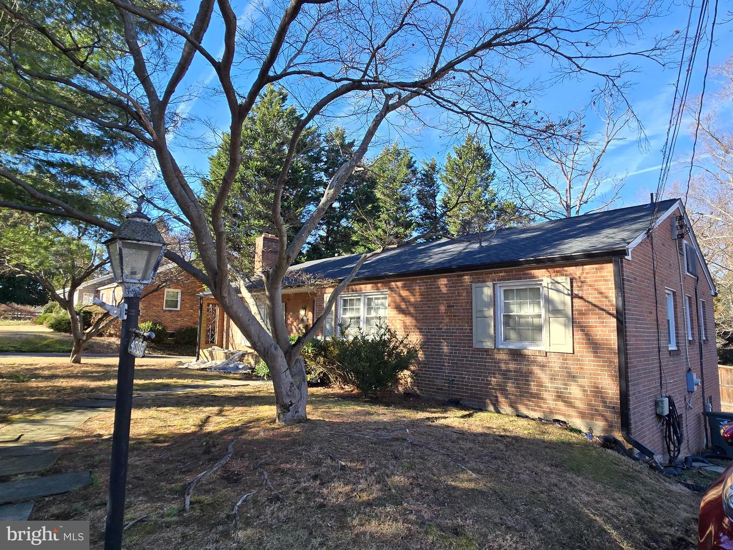 4006 N GLEBE RD N, ARLINGTON, Virginia 22207, 4 Bedrooms Bedrooms, ,3 BathroomsBathrooms,Residential,For sale,4006 N GLEBE RD N,VAAR2067650 MLS # VAAR2067650