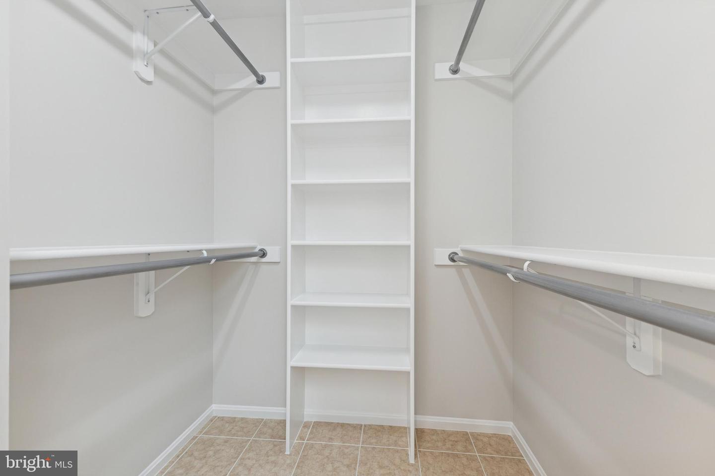 5422 WYCKLOW CT, ALEXANDRIA, Virginia 22304, 3 Bedrooms Bedrooms, ,2 BathroomsBathrooms,Residential,For sale,5422 WYCKLOW CT,VAAX2053060 MLS # VAAX2053060