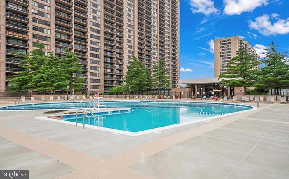 3705 S GEORGE MASON DR #708S, FALLS CHURCH, Virginia 22041, 3 Rooms Rooms,1 BathroomBathrooms,Residential,For sale,3705 S GEORGE MASON DR #708S,VAFX2285388 MLS # VAFX2285388