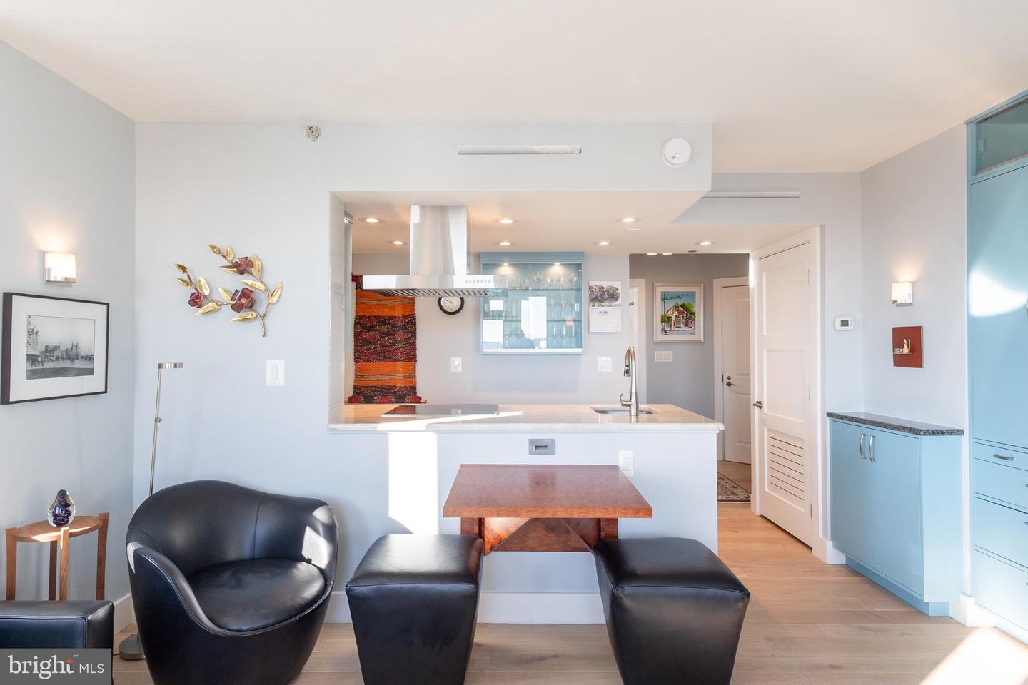 601 PENNSYLVANIA AVE NW #1407, WASHINGTON, District Of Columbia 20004, 1 Bedroom Bedrooms, ,1 BathroomBathrooms,Residential,For sale,601 PENNSYLVANIA AVE NW #1407,DCDC2241014 MLS # DCDC2241014