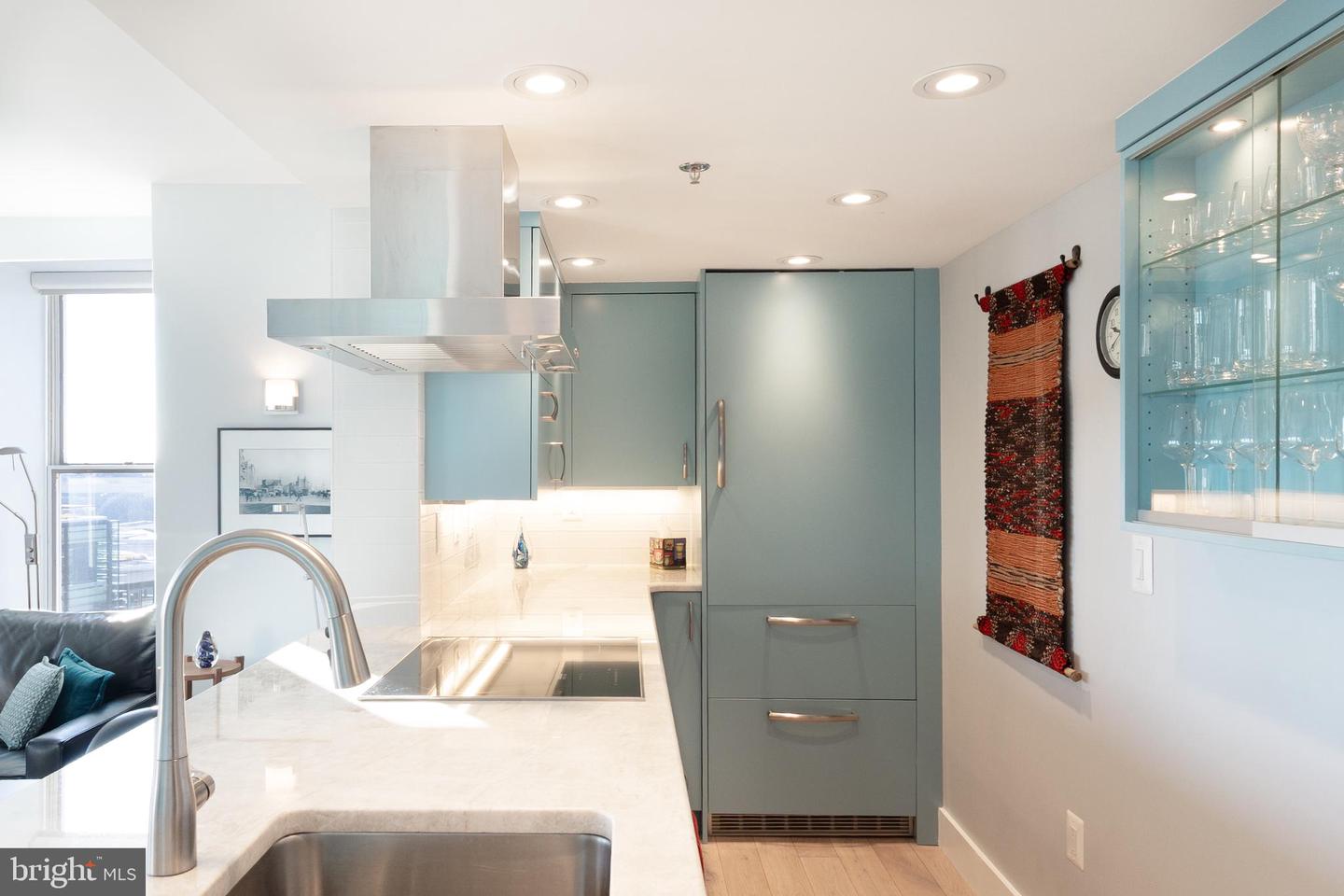 601 PENNSYLVANIA AVE NW #1407, WASHINGTON, District Of Columbia 20004, 1 Bedroom Bedrooms, ,1 BathroomBathrooms,Residential,For sale,601 PENNSYLVANIA AVE NW #1407,DCDC2241014 MLS # DCDC2241014