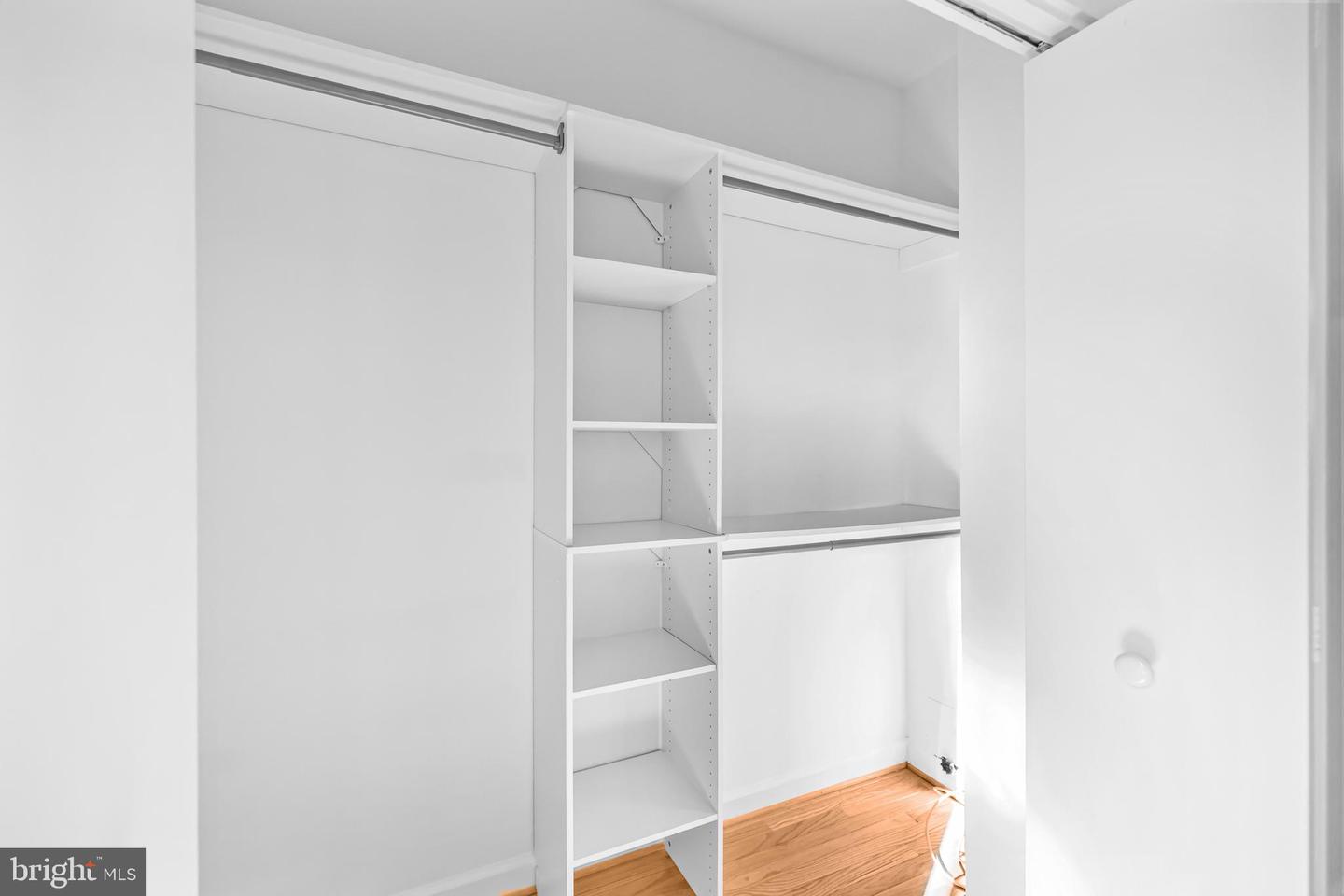 1239 C ST SE #1, WASHINGTON, District Of Columbia 20003, 1 Bedroom Bedrooms, ,1 BathroomBathrooms,Residential,For sale,1239 C ST SE #1,DCDC2241112 MLS # DCDC2241112