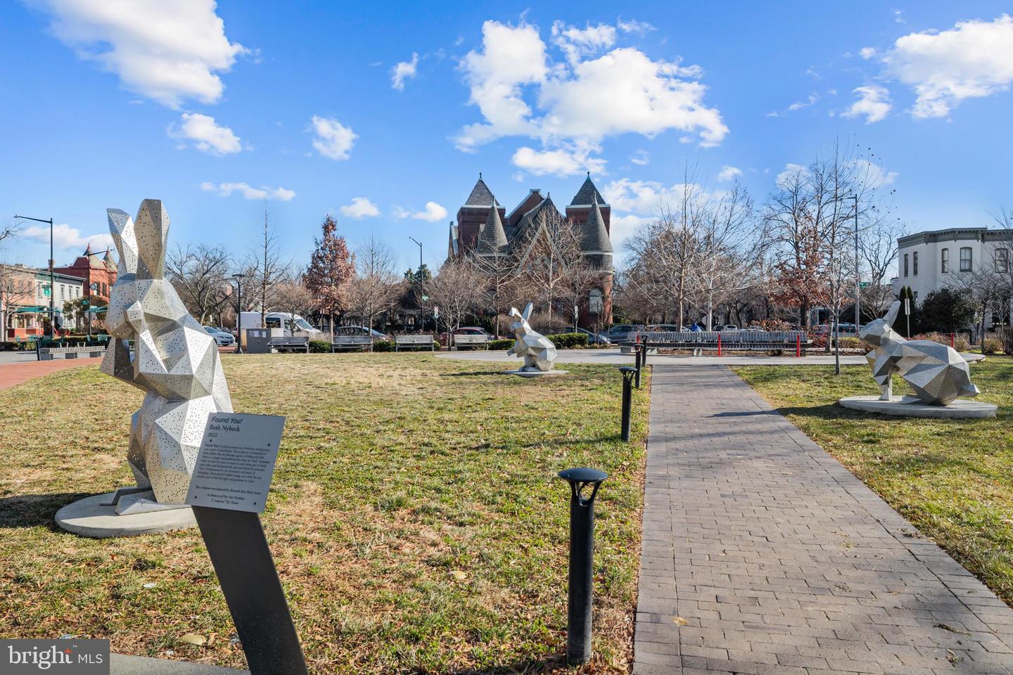 1239 C ST SE #1, WASHINGTON, District Of Columbia 20003, 1 Bedroom Bedrooms, ,1 BathroomBathrooms,Residential,For sale,1239 C ST SE #1,DCDC2241112 MLS # DCDC2241112