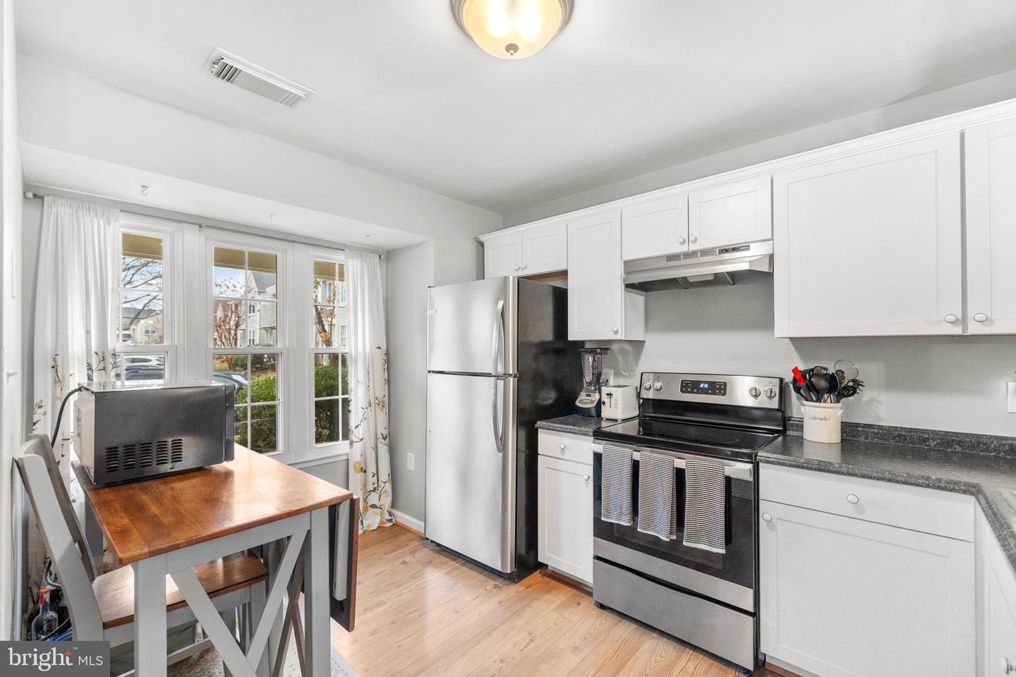 8773 VILLAGE GREEN CT, ALEXANDRIA, Virginia 22309, 3 Bedrooms Bedrooms, ,1 BathroomBathrooms,Residential,For sale,8773 VILLAGE GREEN CT,VAFX2285478 MLS # VAFX2285478