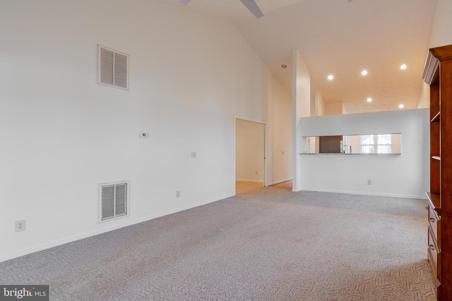 506 SPRING OAKS DR, ROCKINGHAM, Virginia 22801, 2 Bedrooms Bedrooms, ,2 BathroomsBathrooms,Residential,For sale,506 SPRING OAKS DR,VARO2002804 MLS # VARO2002804