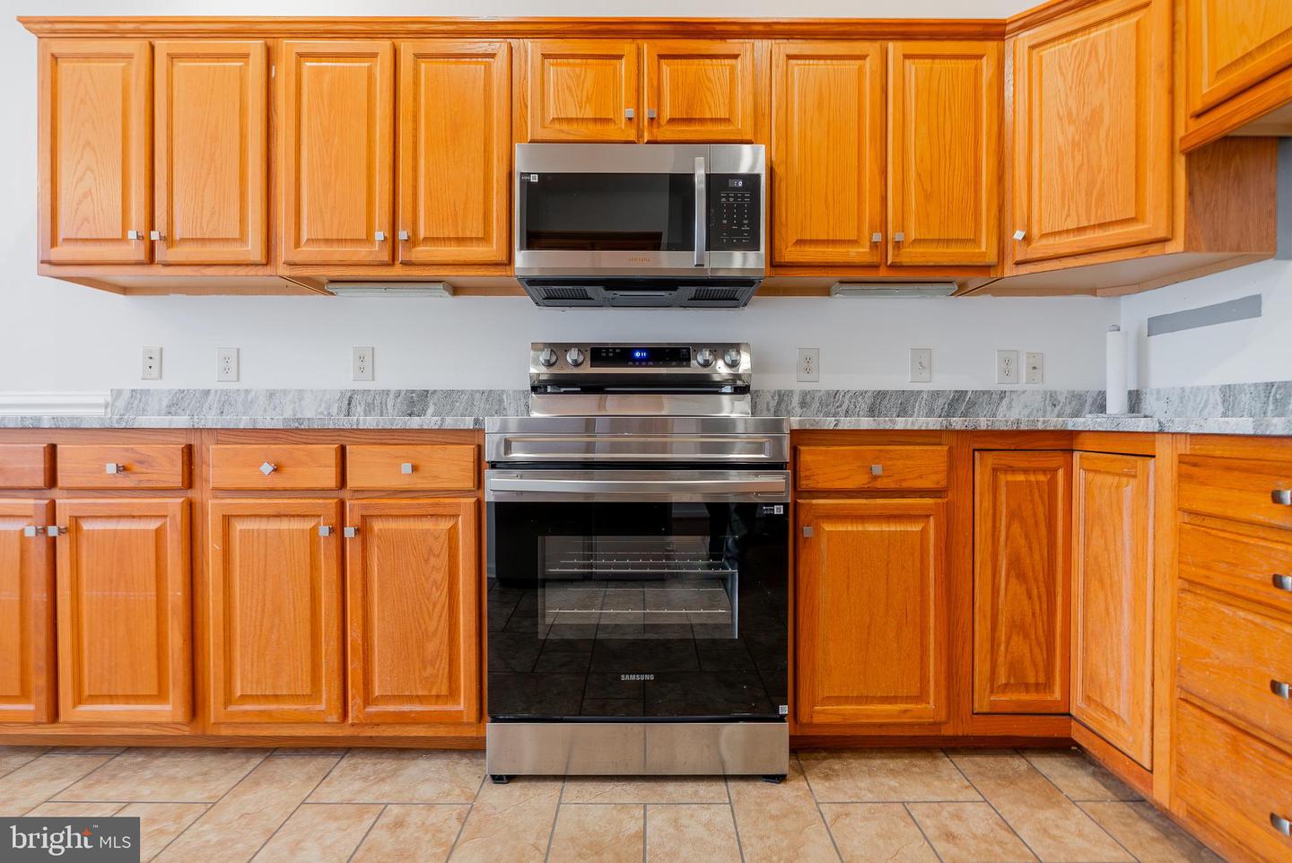 506 SPRING OAKS DR, ROCKINGHAM, Virginia 22801, 2 Bedrooms Bedrooms, ,2 BathroomsBathrooms,Residential,For sale,506 SPRING OAKS DR,VARO2002804 MLS # VARO2002804