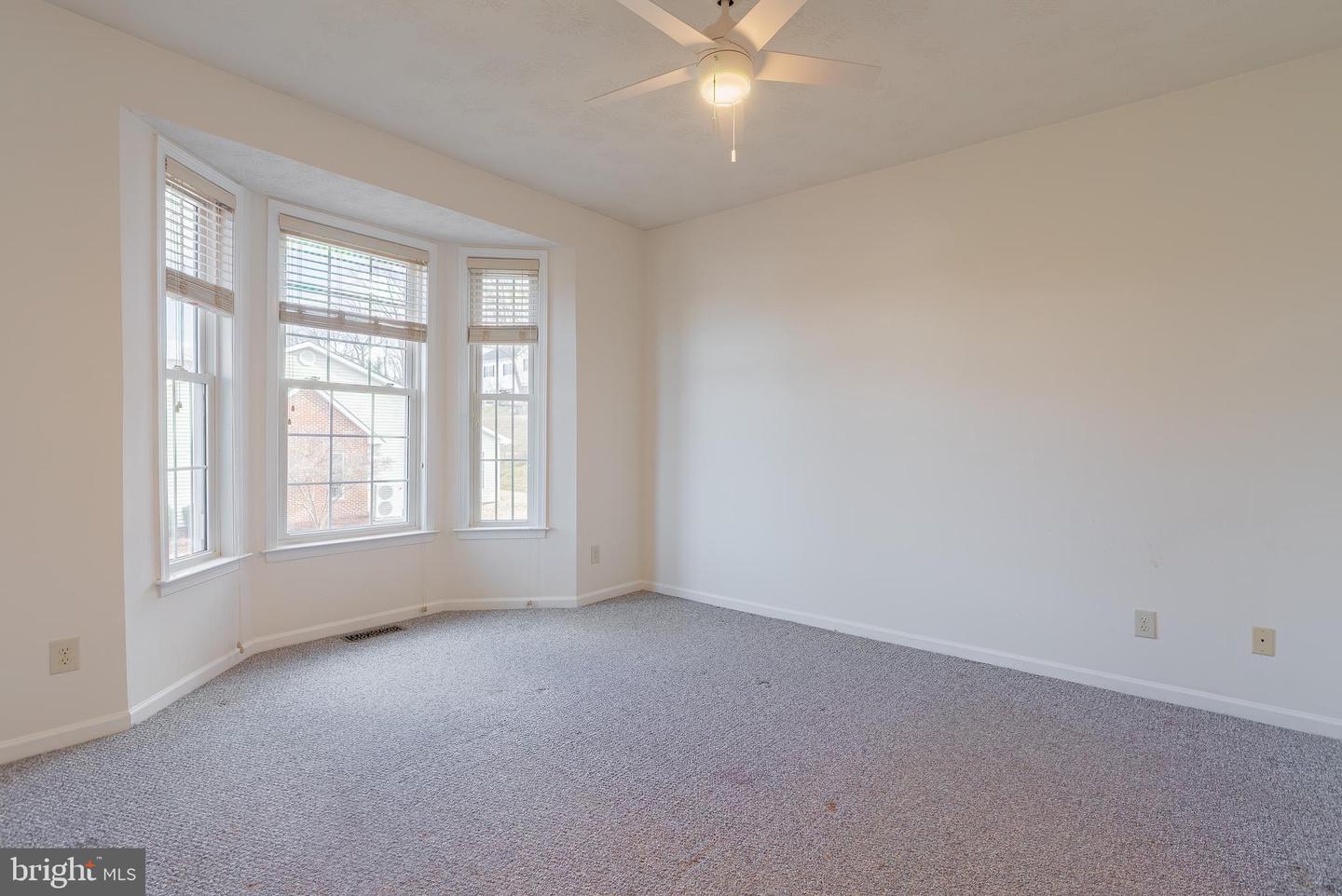 506 SPRING OAKS DR, ROCKINGHAM, Virginia 22801, 2 Bedrooms Bedrooms, ,2 BathroomsBathrooms,Residential,For sale,506 SPRING OAKS DR,VARO2002804 MLS # VARO2002804