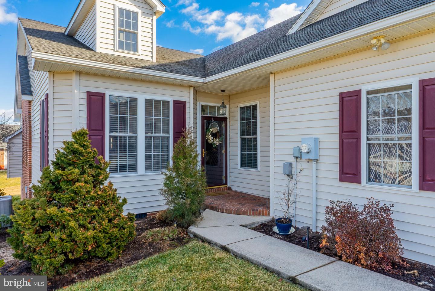 506 SPRING OAKS DR, ROCKINGHAM, Virginia 22801, 2 Bedrooms Bedrooms, ,2 BathroomsBathrooms,Residential,For sale,506 SPRING OAKS DR,VARO2002804 MLS # VARO2002804