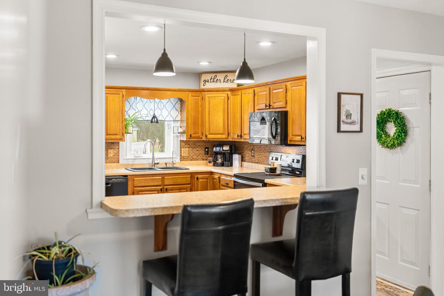 113 WILLOW DR, DAYTON, Virginia 22821, 4 Bedrooms Bedrooms, ,3 BathroomsBathrooms,Residential,For sale,113 WILLOW DR,VARO2002806 MLS # VARO2002806