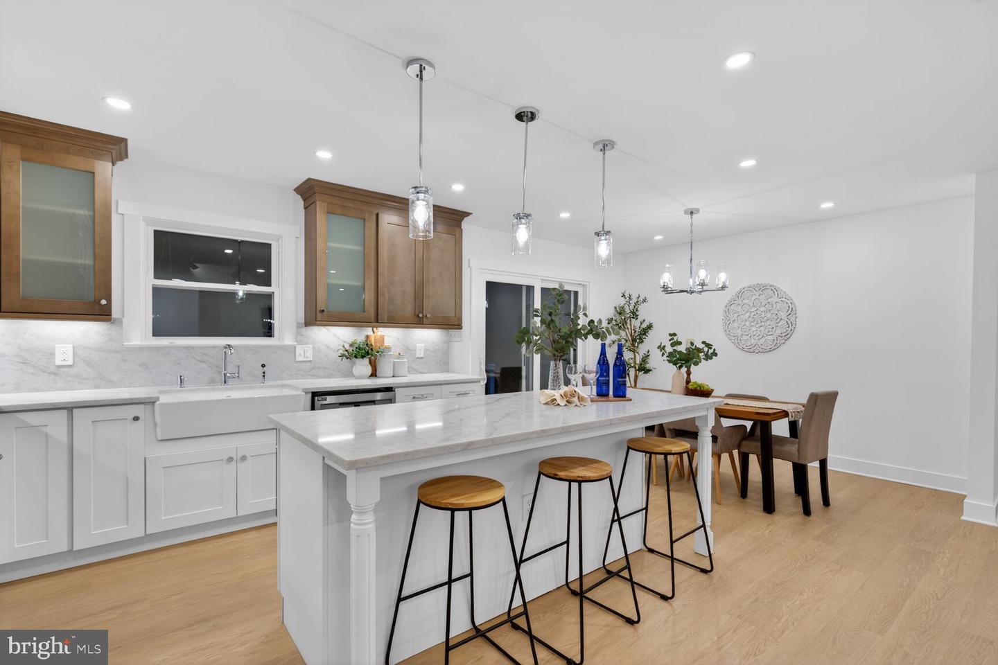 6804 LAMP POST LN, ALEXANDRIA, Virginia 22306, 5 Bedrooms Bedrooms, 7 Rooms Rooms,3 BathroomsBathrooms,Residential,For sale,6804 LAMP POST LN,VAFX2285574 MLS # VAFX2285574