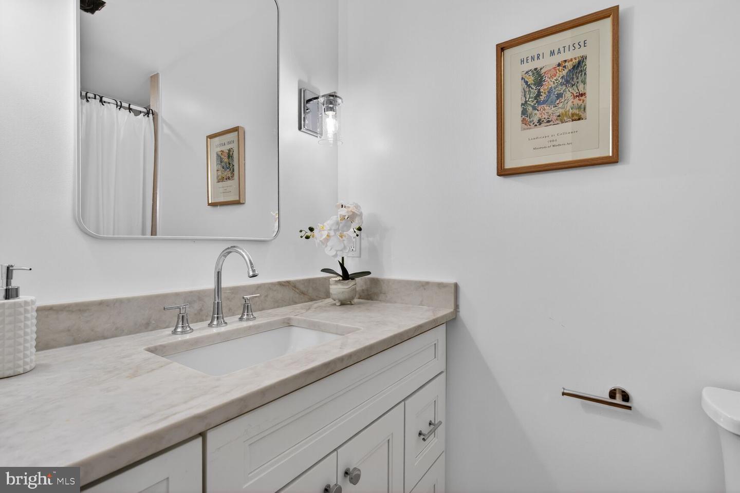 6804 LAMP POST LN, ALEXANDRIA, Virginia 22306, 5 Bedrooms Bedrooms, 7 Rooms Rooms,3 BathroomsBathrooms,Residential,For sale,6804 LAMP POST LN,VAFX2285574 MLS # VAFX2285574