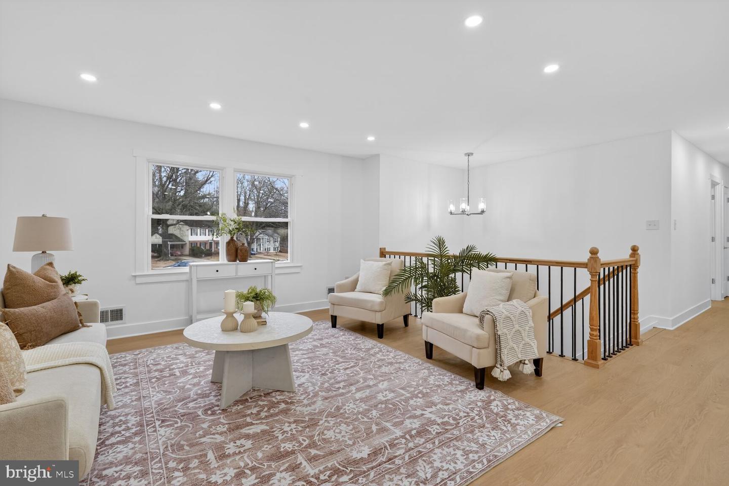 6804 LAMP POST LN, ALEXANDRIA, Virginia 22306, 5 Bedrooms Bedrooms, 7 Rooms Rooms,3 BathroomsBathrooms,Residential,For sale,6804 LAMP POST LN,VAFX2285574 MLS # VAFX2285574