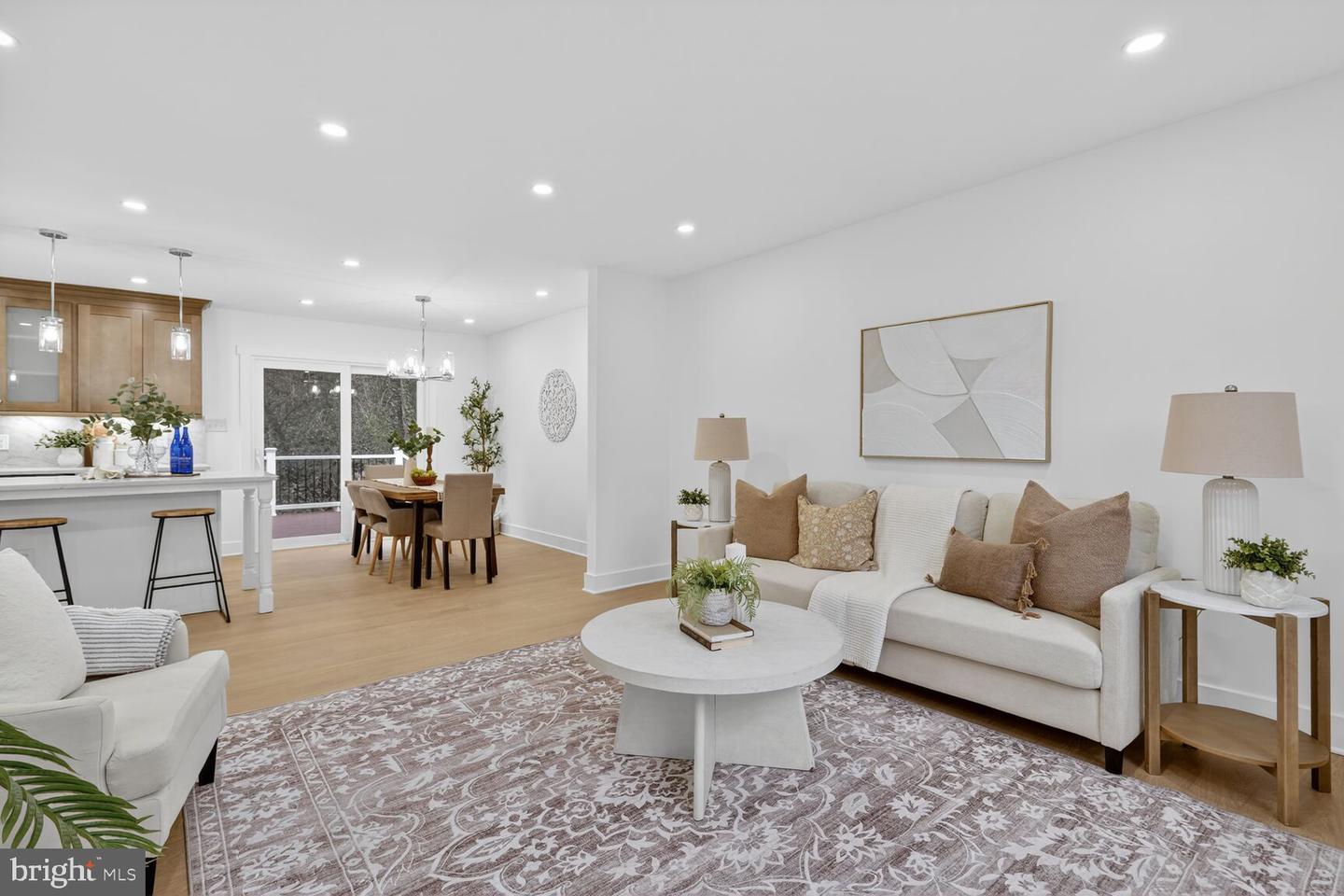 6804 LAMP POST LN, ALEXANDRIA, Virginia 22306, 5 Bedrooms Bedrooms, 7 Rooms Rooms,3 BathroomsBathrooms,Residential,For sale,6804 LAMP POST LN,VAFX2285574 MLS # VAFX2285574