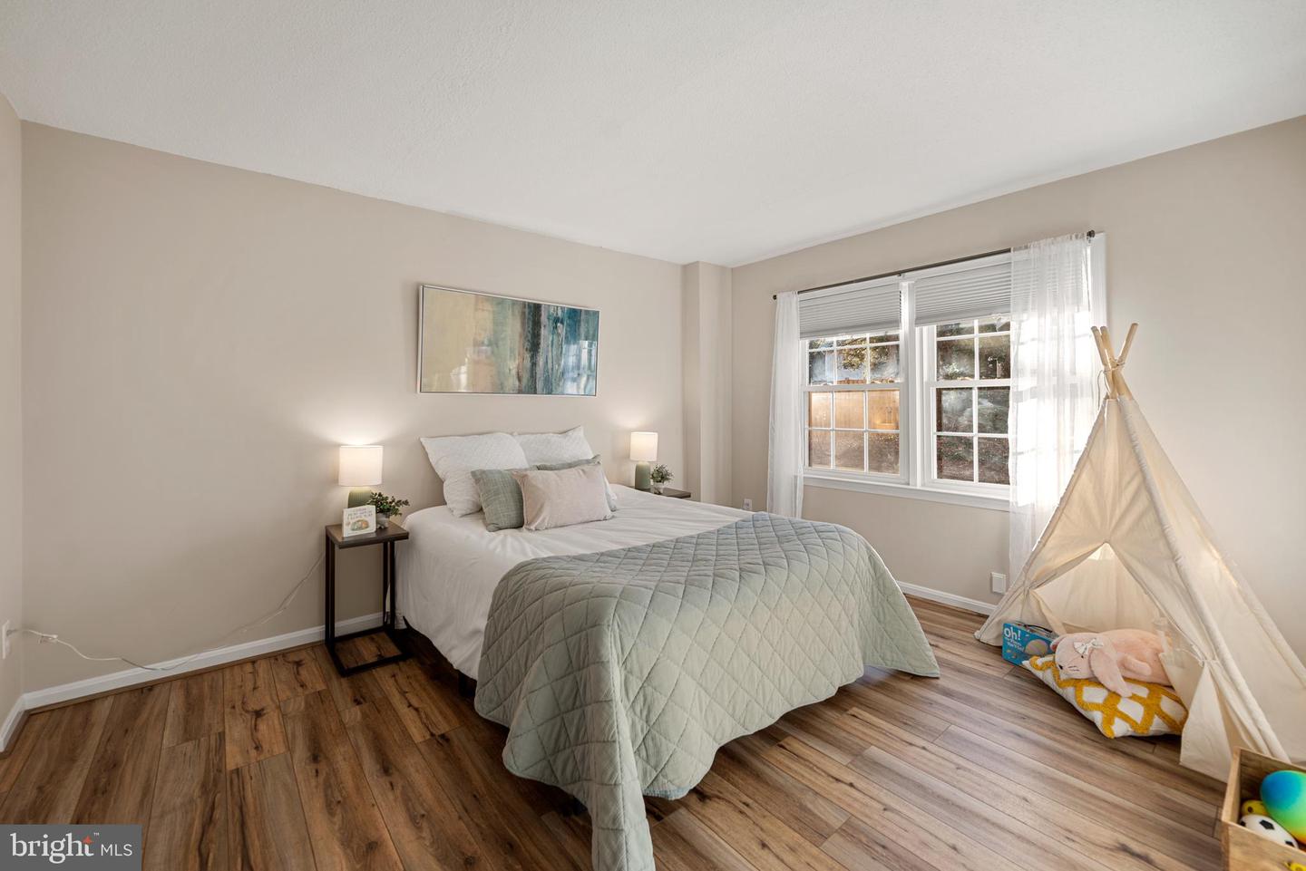 148-C N BEDFORD ST #C, ARLINGTON, Virginia 22201, 2 Bedrooms Bedrooms, 8 Rooms Rooms,2 BathroomsBathrooms,Residential,For sale,148-C N BEDFORD ST #C,VAAR2067724 MLS # VAAR2067724 148-C N BEDFORD ST #C, ARLINGTON, Virginia 22201, 2 Bedrooms Bedrooms, 8 Rooms Rooms,2 BathroomsBathrooms,Residential,For sale,148-C N BEDFORD ST #C,VAAR2067724 MLS # VAAR2067724