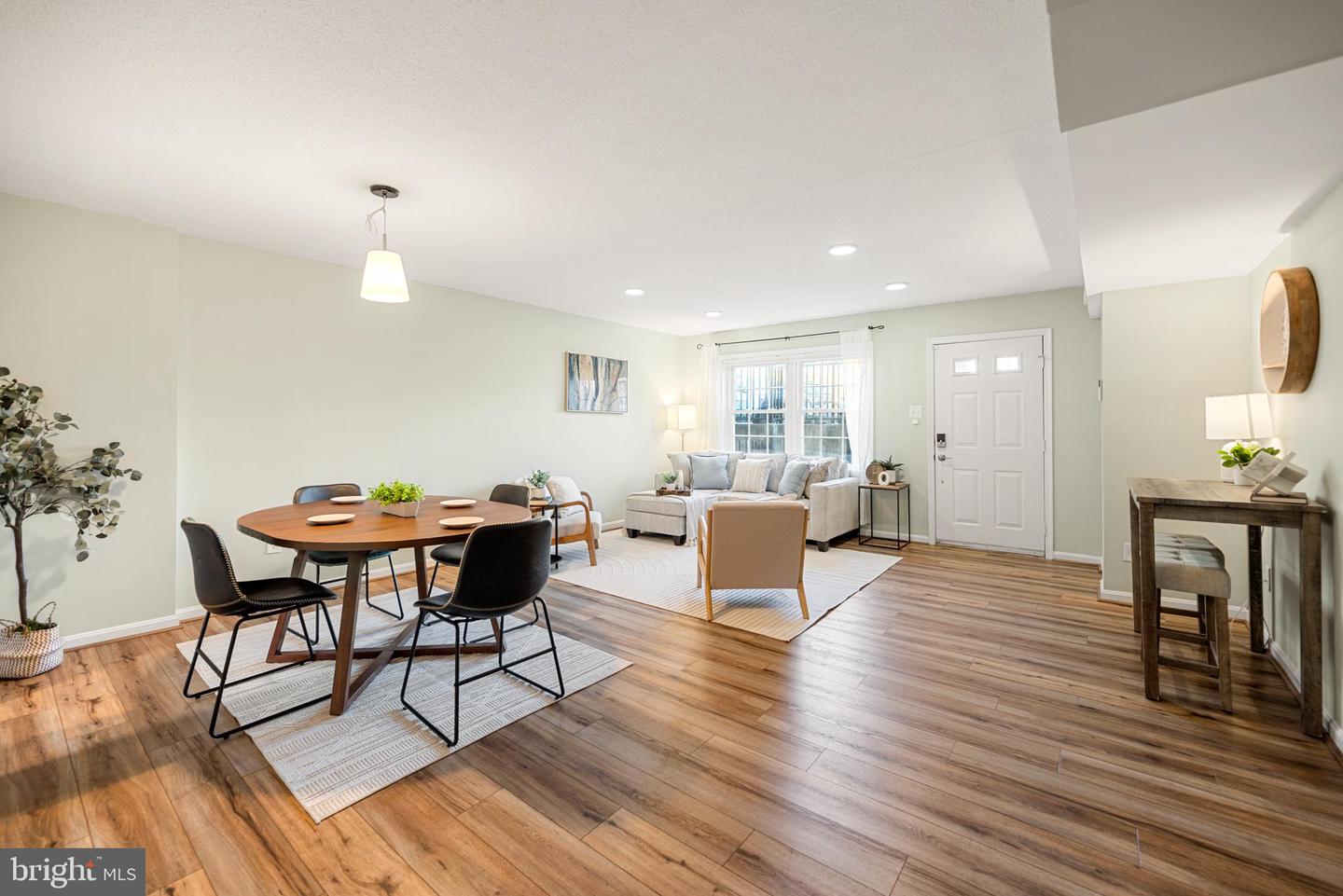 148-C N BEDFORD ST #C, ARLINGTON, Virginia 22201, 2 Bedrooms Bedrooms, 8 Rooms Rooms,2 BathroomsBathrooms,Residential,For sale,148-C N BEDFORD ST #C,VAAR2067724 MLS # VAAR2067724 148-C N BEDFORD ST #C, ARLINGTON, Virginia 22201, 2 Bedrooms Bedrooms, 8 Rooms Rooms,2 BathroomsBathrooms,Residential,For sale,148-C N BEDFORD ST #C,VAAR2067724 MLS # VAAR2067724