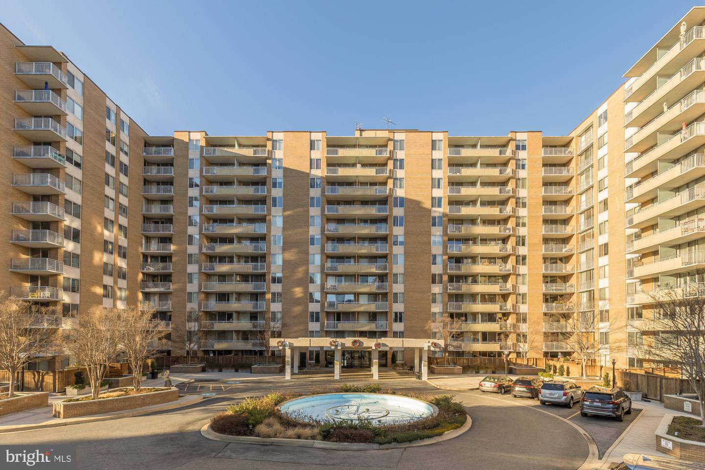 3001 VEAZEY TER NW #520, WASHINGTON, District Of Columbia 20008, 2 Bedrooms Bedrooms, ,2 BathroomsBathrooms,Residential,For sale,3001 VEAZEY TER NW #520,DCDC2241260 MLS # DCDC2241260 3001 VEAZEY TER NW #520, WASHINGTON, District Of Columbia 20008, 2 Bedrooms Bedrooms, ,2 BathroomsBathrooms,Residential,For sale,3001 VEAZEY TER NW #520,DCDC2241260 MLS # DCDC2241260