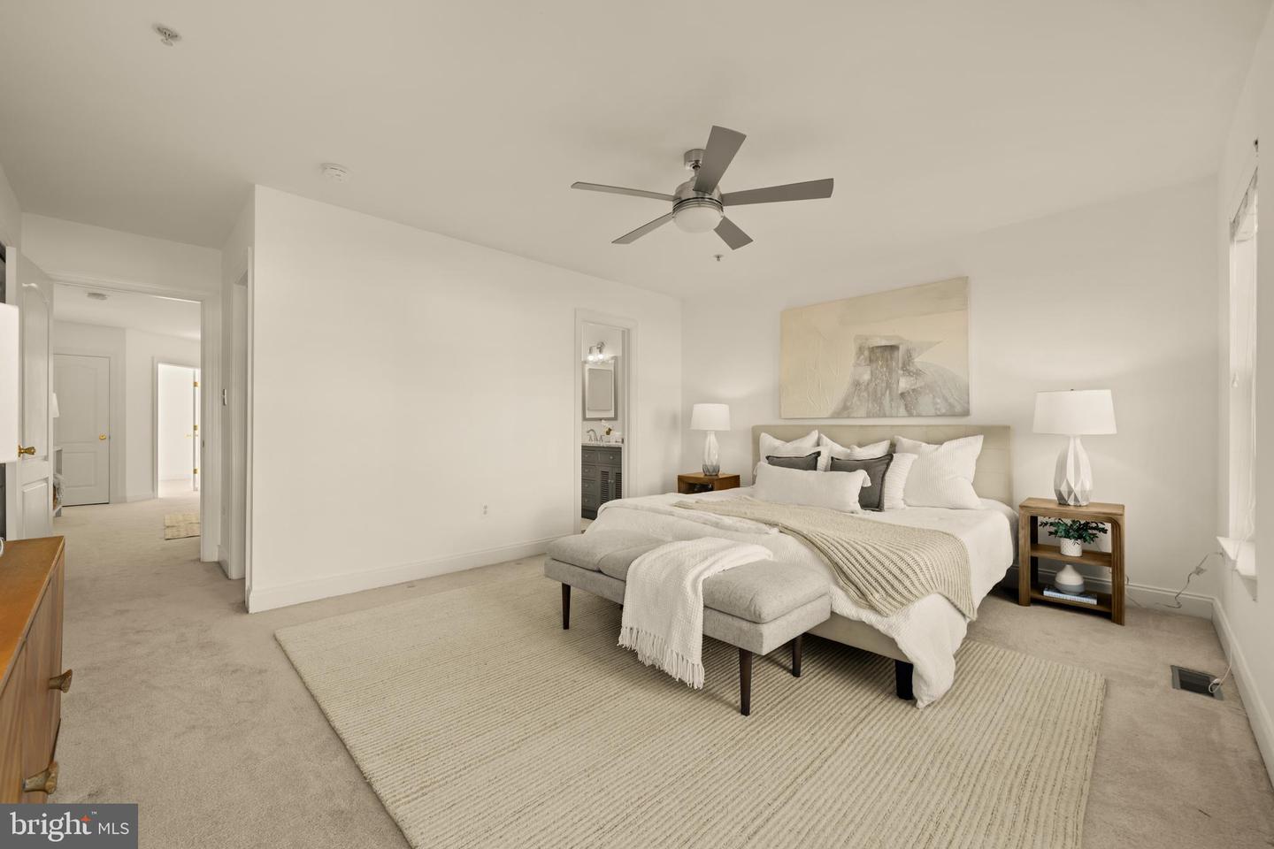 8093 GATEHOUSE RD #2, FALLS CHURCH, Virginia 22042, 3 Bedrooms Bedrooms, ,2 BathroomsBathrooms,Residential,For sale,8093 GATEHOUSE RD #2,VAFX2285644 MLS # VAFX2285644