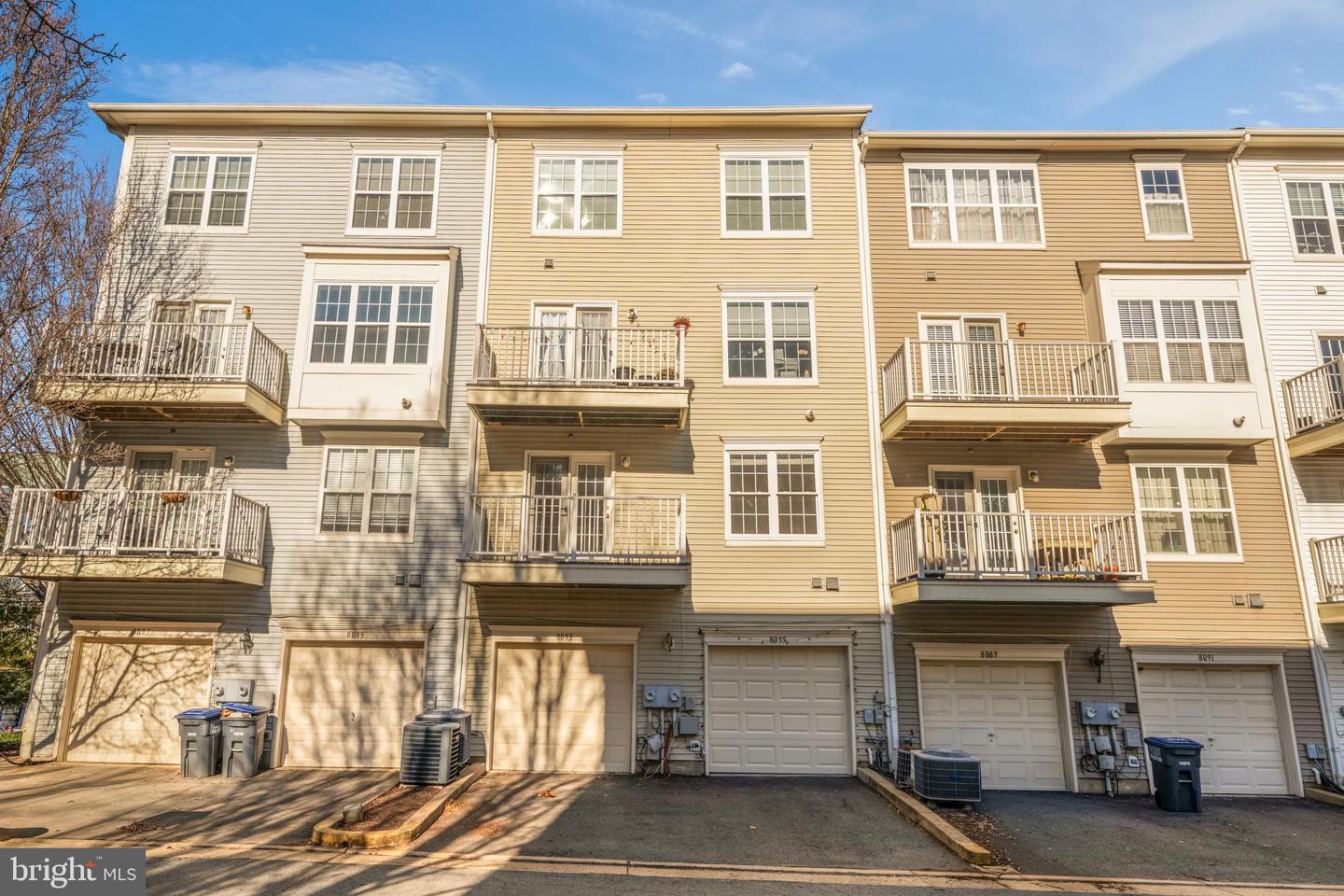 8093 GATEHOUSE RD #2, FALLS CHURCH, Virginia 22042, 3 Bedrooms Bedrooms, ,2 BathroomsBathrooms,Residential,For sale,8093 GATEHOUSE RD #2,VAFX2285644 MLS # VAFX2285644