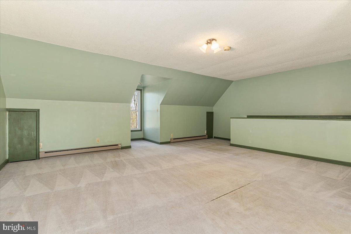 157 OAK DR, WINCHESTER, Virginia 22603, 4 Bedrooms Bedrooms, 12 Rooms Rooms,2 BathroomsBathrooms,Residential,For sale,157 OAK DR,VAFV2038906 MLS # VAFV2038906