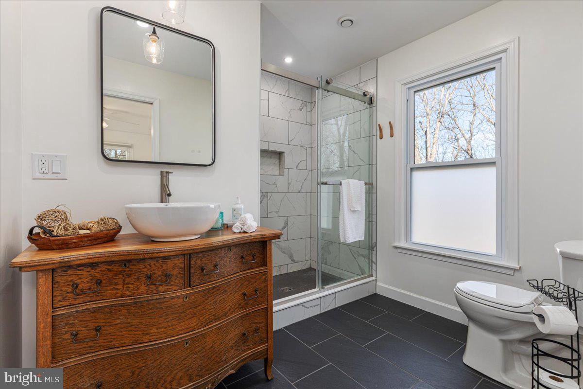 157 OAK DR, WINCHESTER, Virginia 22603, 4 Bedrooms Bedrooms, 12 Rooms Rooms,2 BathroomsBathrooms,Residential,For sale,157 OAK DR,VAFV2038906 MLS # VAFV2038906