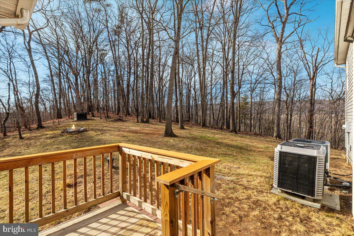 157 OAK DR, WINCHESTER, Virginia 22603, 4 Bedrooms Bedrooms, 12 Rooms Rooms,2 BathroomsBathrooms,Residential,For sale,157 OAK DR,VAFV2038906 MLS # VAFV2038906