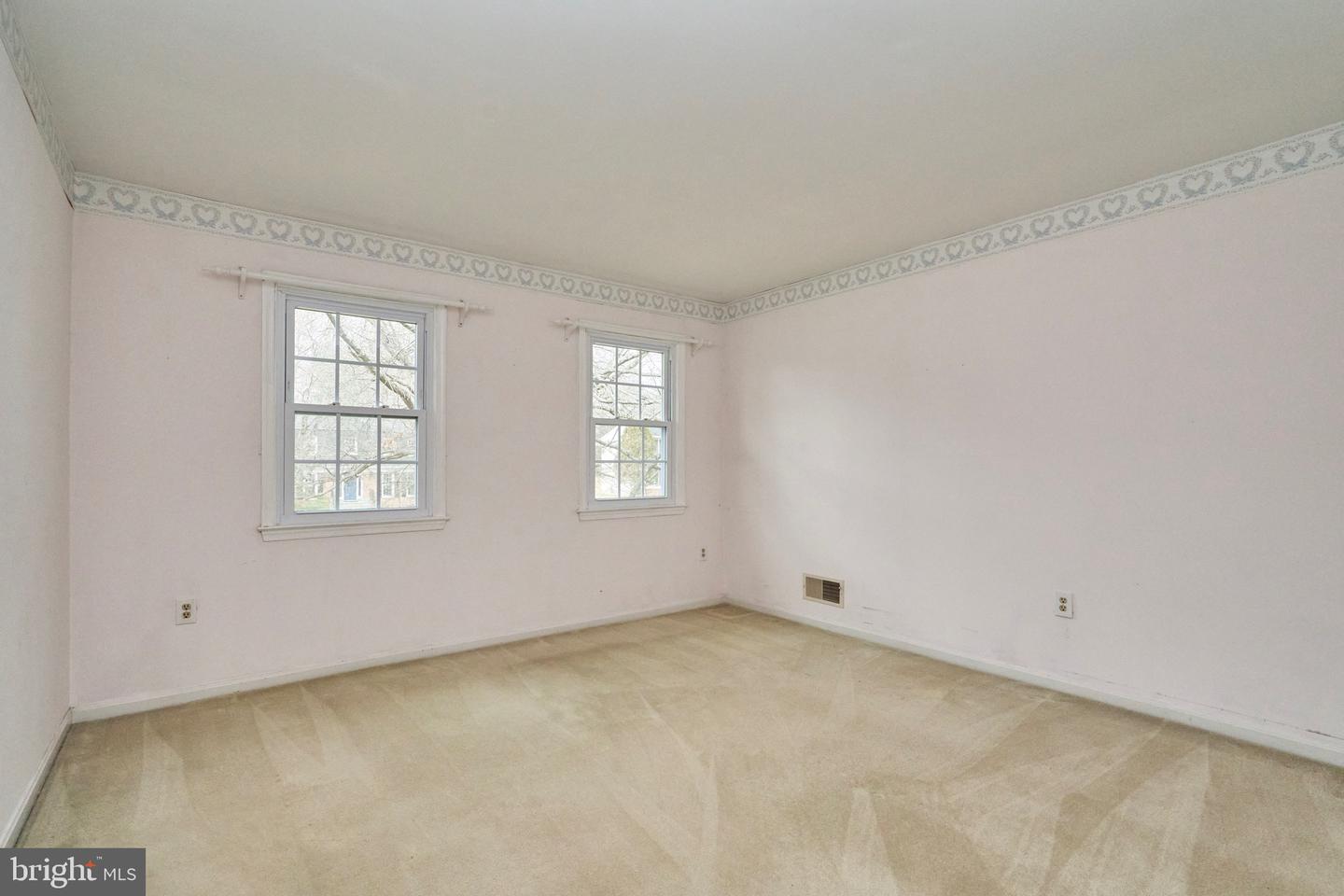 4139 EVERGREEN DR, FAIRFAX, Virginia 22032, 4 Bedrooms Bedrooms, ,3 BathroomsBathrooms,Residential,For sale,4139 EVERGREEN DR,VAFC2007652 MLS # VAFC2007652