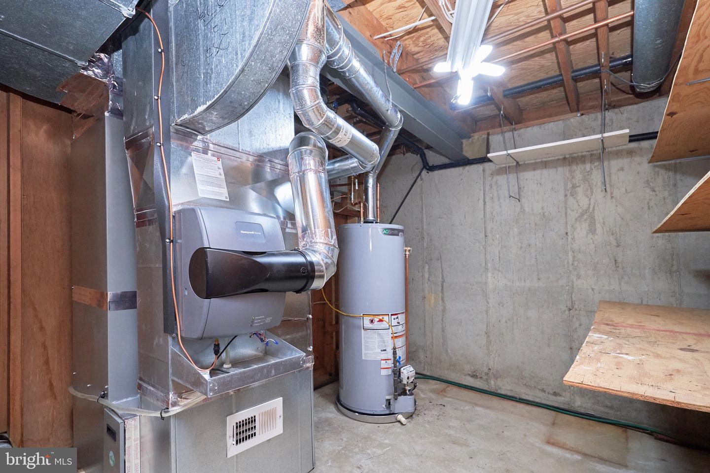 4139 EVERGREEN DR, FAIRFAX, Virginia 22032, 4 Bedrooms Bedrooms, ,3 BathroomsBathrooms,Residential,For sale,4139 EVERGREEN DR,VAFC2007652 MLS # VAFC2007652