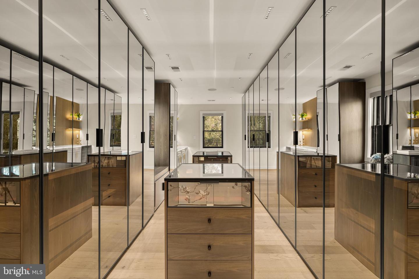 4913 SHERIER PL NW, WASHINGTON, District Of Columbia 20016, 6 Bedrooms Bedrooms, ,6 BathroomsBathrooms,Residential,For sale,4913 SHERIER PL NW,DCDC2241332 MLS # DCDC2241332