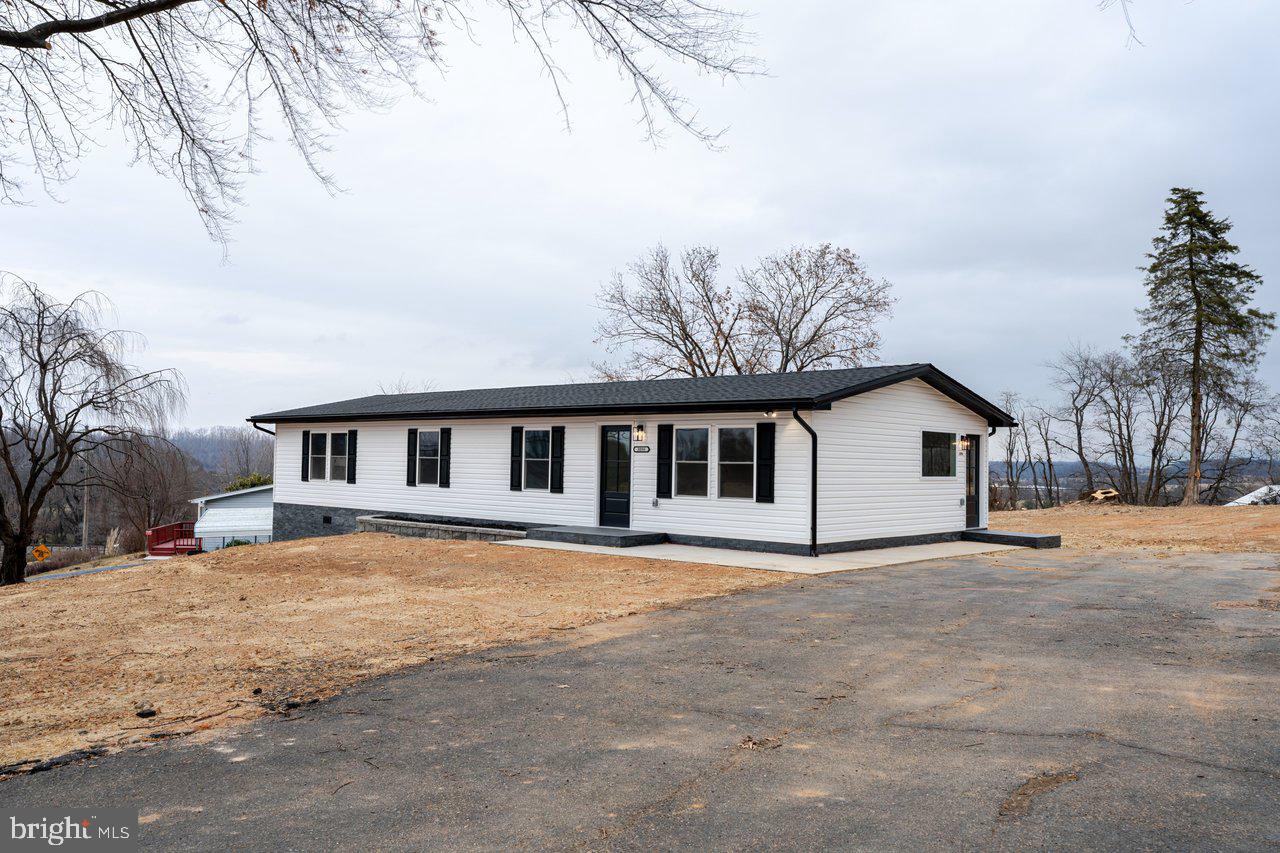 3098 LAYMAN TRESTLE RD, ROCKINGHAM, Virginia 22802, 3 Bedrooms Bedrooms, ,2 BathroomsBathrooms,Residential,For sale,3098 LAYMAN TRESTLE RD,VARO2002808 MLS # VARO2002808