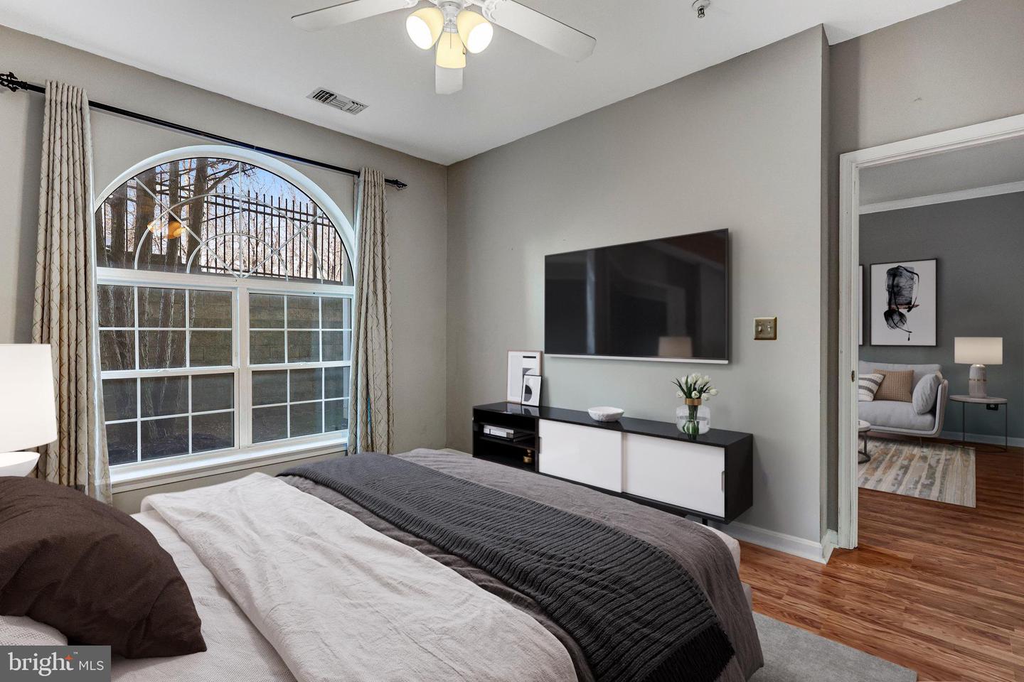 4560 STRUTFIELD LN #1110, ALEXANDRIA, Virginia 22311, 1 Bedroom Bedrooms, ,1 BathroomBathrooms,Residential,For sale,4560 STRUTFIELD LN #1110,VAAX2053152 MLS # VAAX2053152