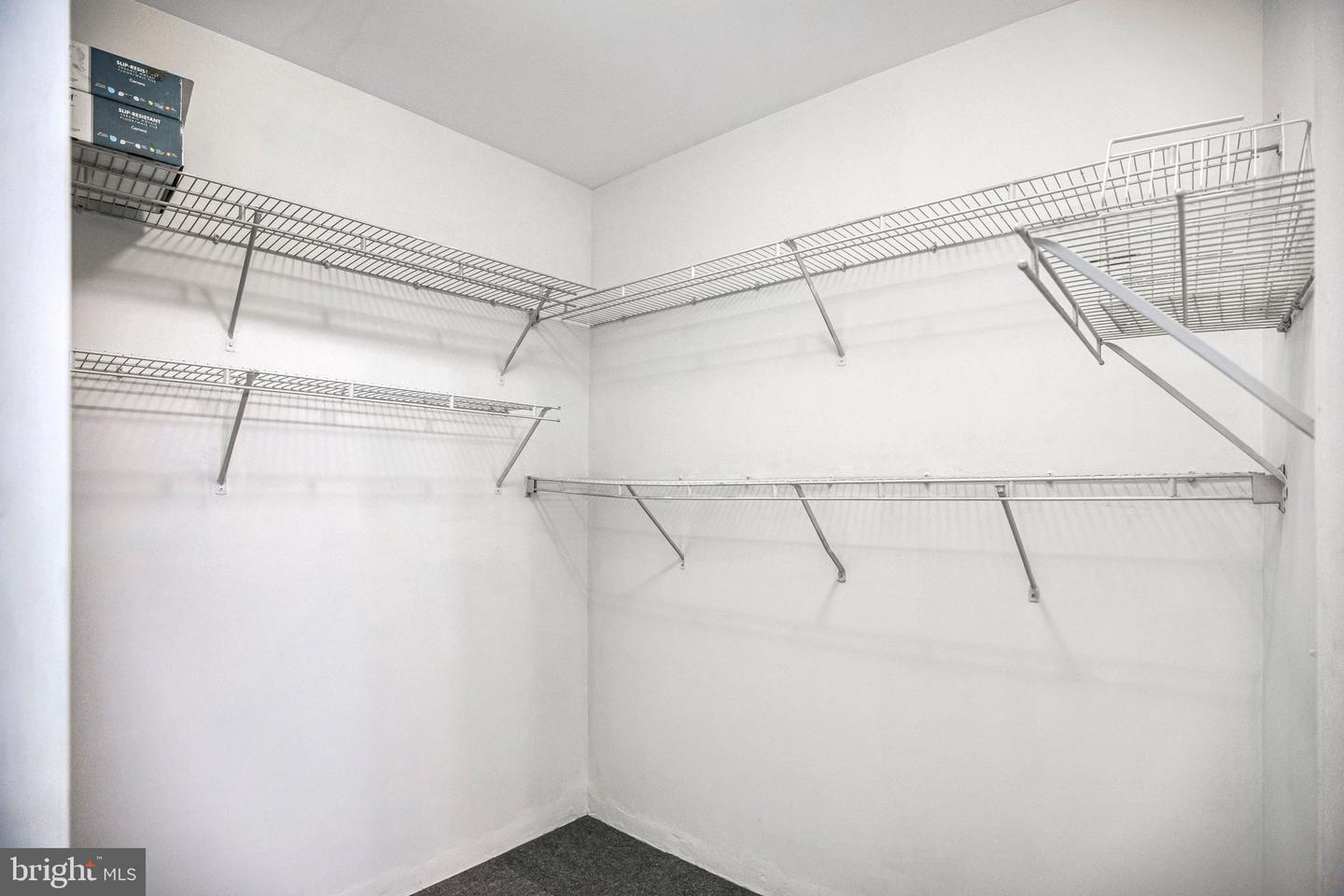 4560 STRUTFIELD LN #1110, ALEXANDRIA, Virginia 22311, 1 Bedroom Bedrooms, ,1 BathroomBathrooms,Residential,For sale,4560 STRUTFIELD LN #1110,VAAX2053152 MLS # VAAX2053152