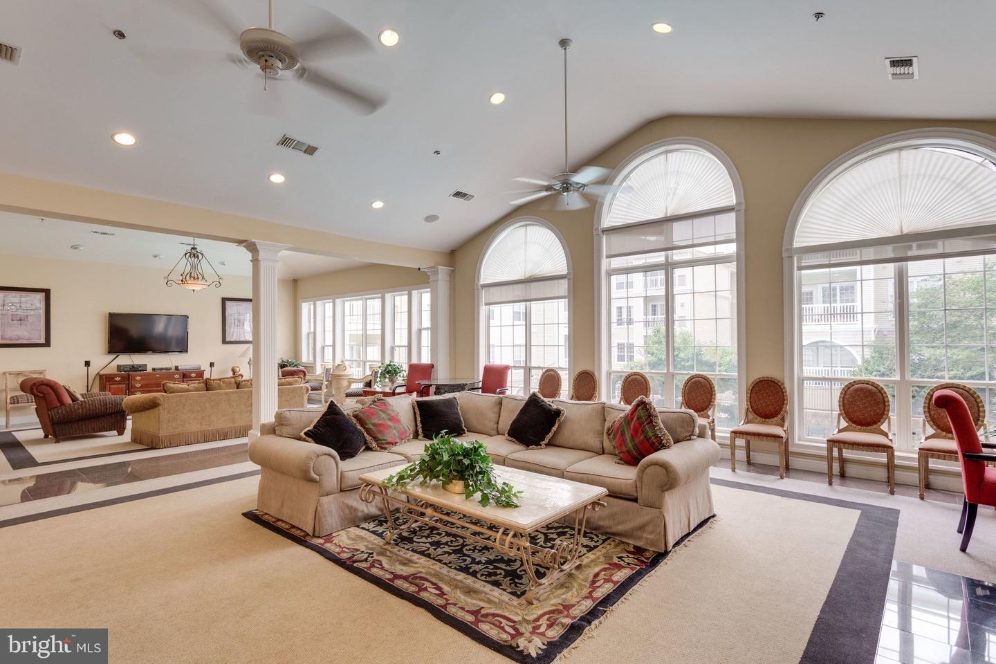 4560 STRUTFIELD LN #1110, ALEXANDRIA, Virginia 22311, 1 Bedroom Bedrooms, ,1 BathroomBathrooms,Residential,For sale,4560 STRUTFIELD LN #1110,VAAX2053152 MLS # VAAX2053152