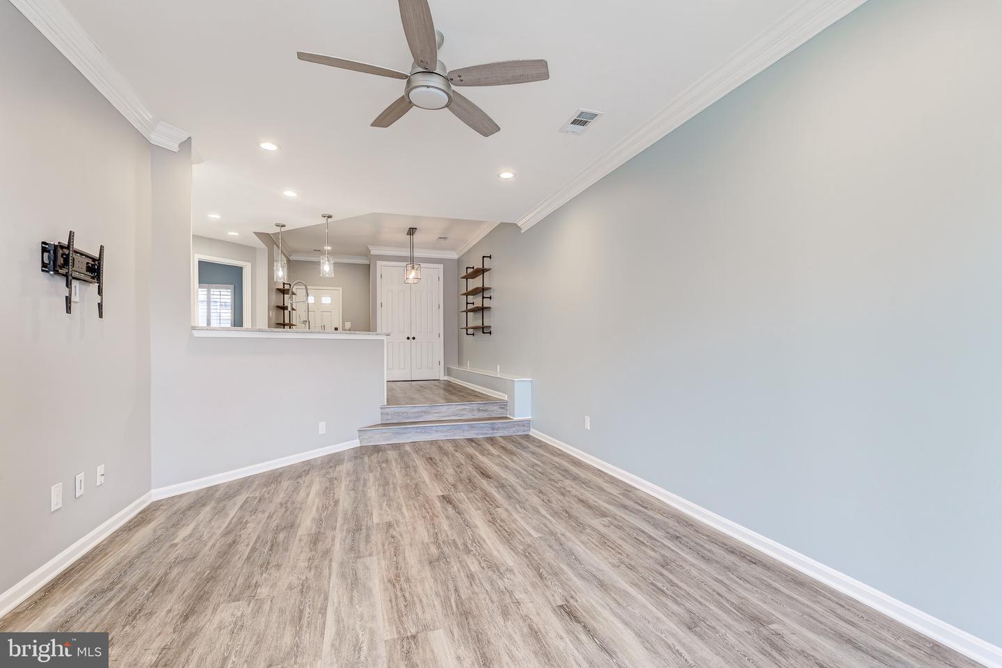 11262 HARBOR CT #11262, RESTON, Virginia 20191, 2 Bedrooms Bedrooms, ,2 BathroomsBathrooms,Residential,For sale,11262 HARBOR CT #11262,VAFX2285716 MLS # VAFX2285716