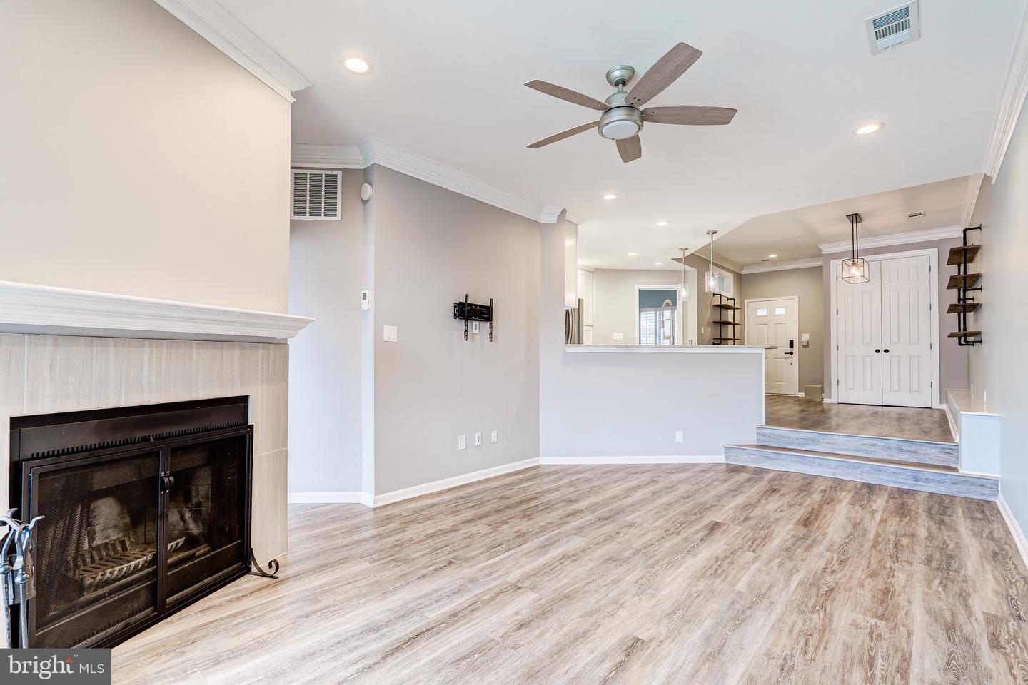 11262 HARBOR CT #11262, RESTON, Virginia 20191, 2 Bedrooms Bedrooms, ,2 BathroomsBathrooms,Residential,For sale,11262 HARBOR CT #11262,VAFX2285716 MLS # VAFX2285716