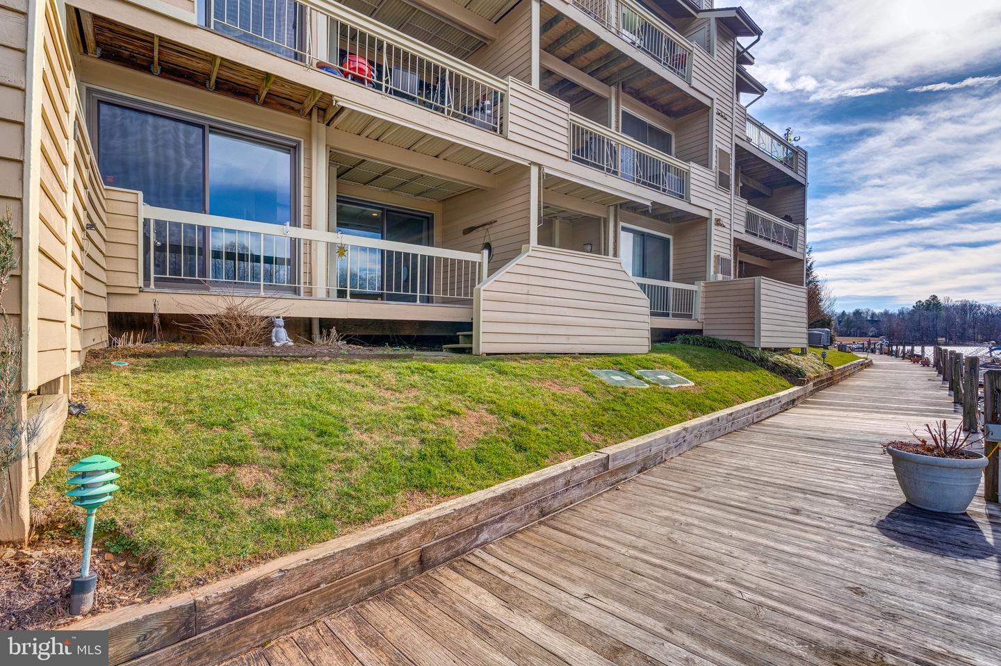 11262 HARBOR CT #11262, RESTON, Virginia 20191, 2 Bedrooms Bedrooms, ,2 BathroomsBathrooms,Residential,For sale,11262 HARBOR CT #11262,VAFX2285716 MLS # VAFX2285716