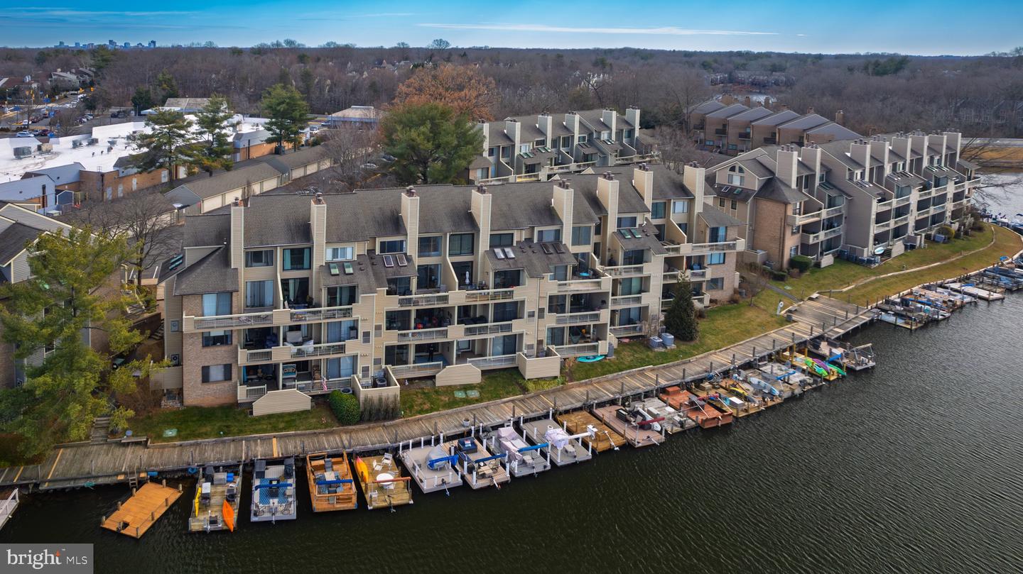 11262 HARBOR CT #11262, RESTON, Virginia 20191, 2 Bedrooms Bedrooms, ,2 BathroomsBathrooms,Residential,For sale,11262 HARBOR CT #11262,VAFX2285716 MLS # VAFX2285716
