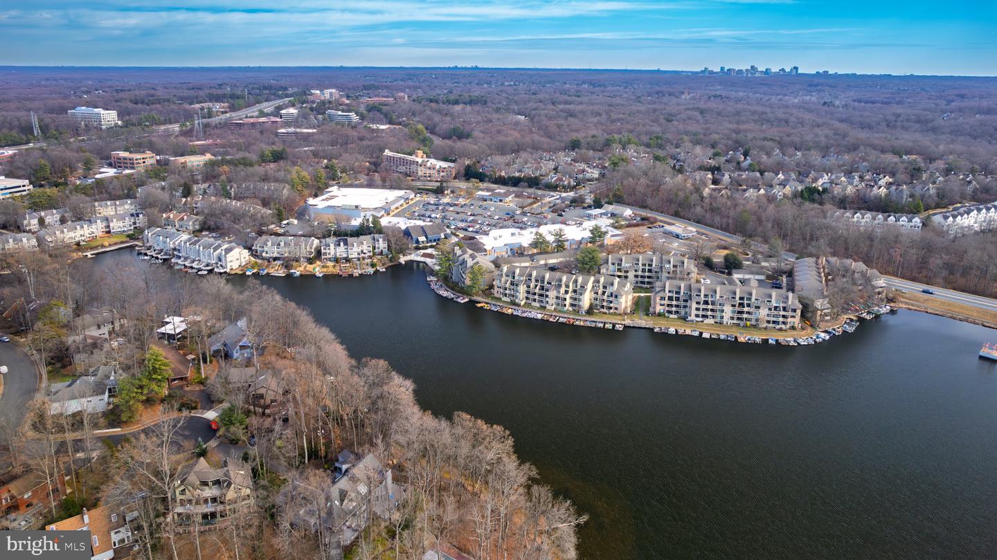 11262 HARBOR CT #11262, RESTON, Virginia 20191, 2 Bedrooms Bedrooms, ,2 BathroomsBathrooms,Residential,For sale,11262 HARBOR CT #11262,VAFX2285716 MLS # VAFX2285716