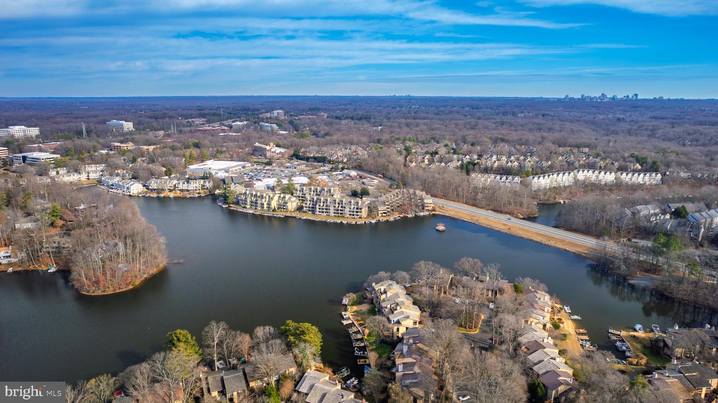 11262 HARBOR CT #11262, RESTON, Virginia 20191, 2 Bedrooms Bedrooms, ,2 BathroomsBathrooms,Residential,For sale,11262 HARBOR CT #11262,VAFX2285716 MLS # VAFX2285716