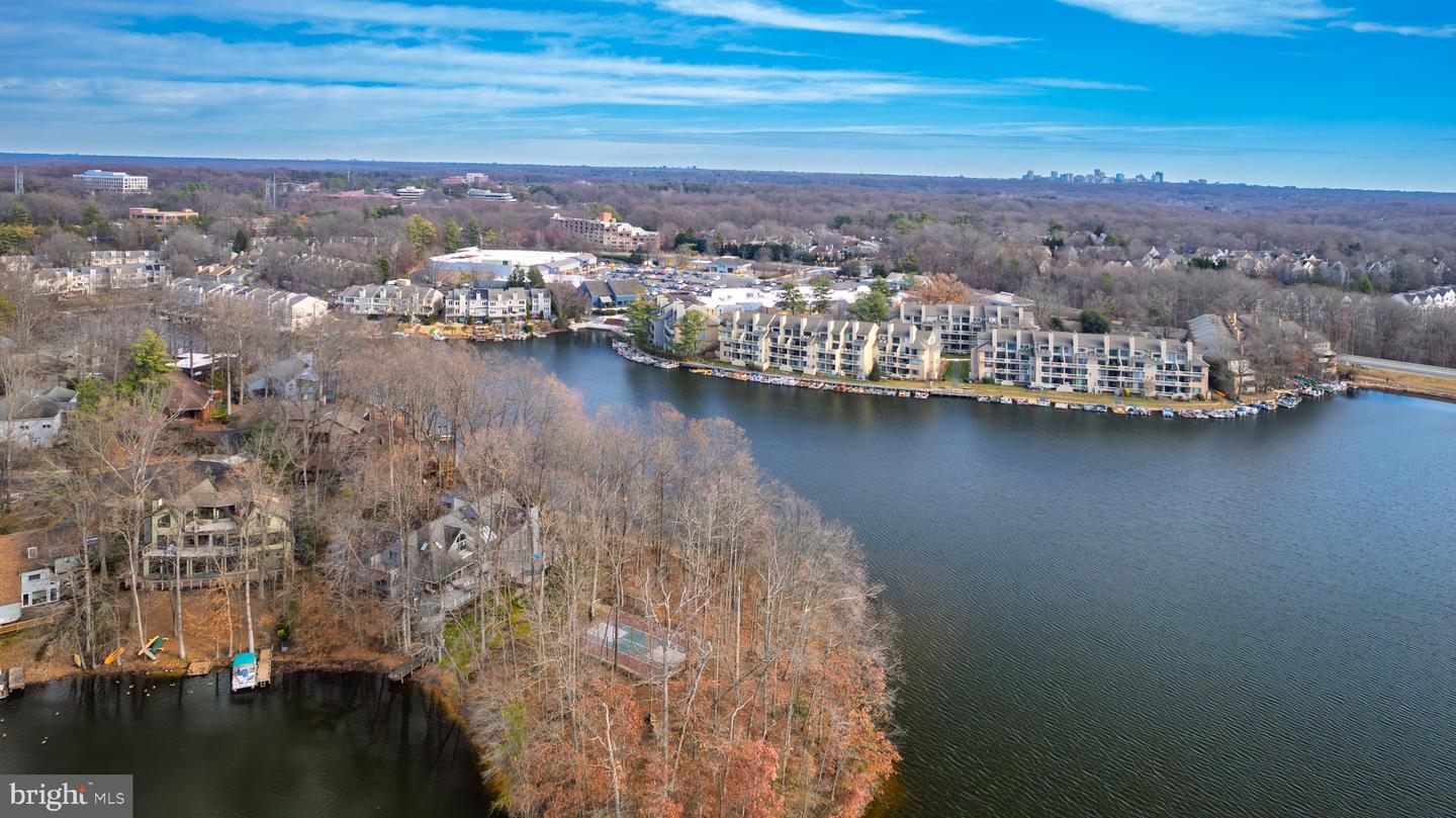 11262 HARBOR CT #11262, RESTON, Virginia 20191, 2 Bedrooms Bedrooms, ,2 BathroomsBathrooms,Residential,For sale,11262 HARBOR CT #11262,VAFX2285716 MLS # VAFX2285716