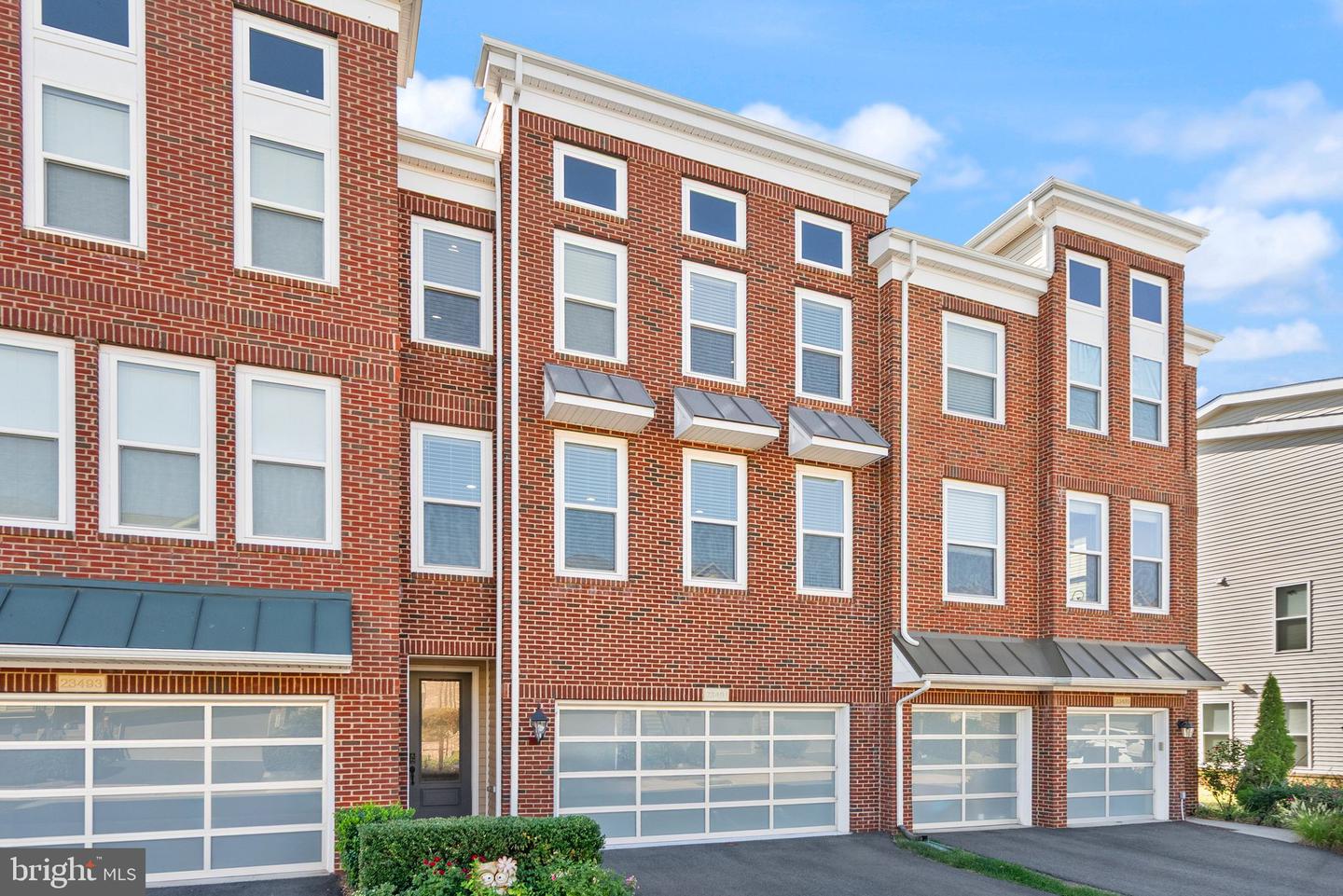 23491 EPPERSON SQ, BRAMBLETON, Virginia 20148, 4 Bedrooms Bedrooms, ,3 BathroomsBathrooms,Residential,For sale,23491 EPPERSON SQ,VALO2113954 MLS # VALO2113954